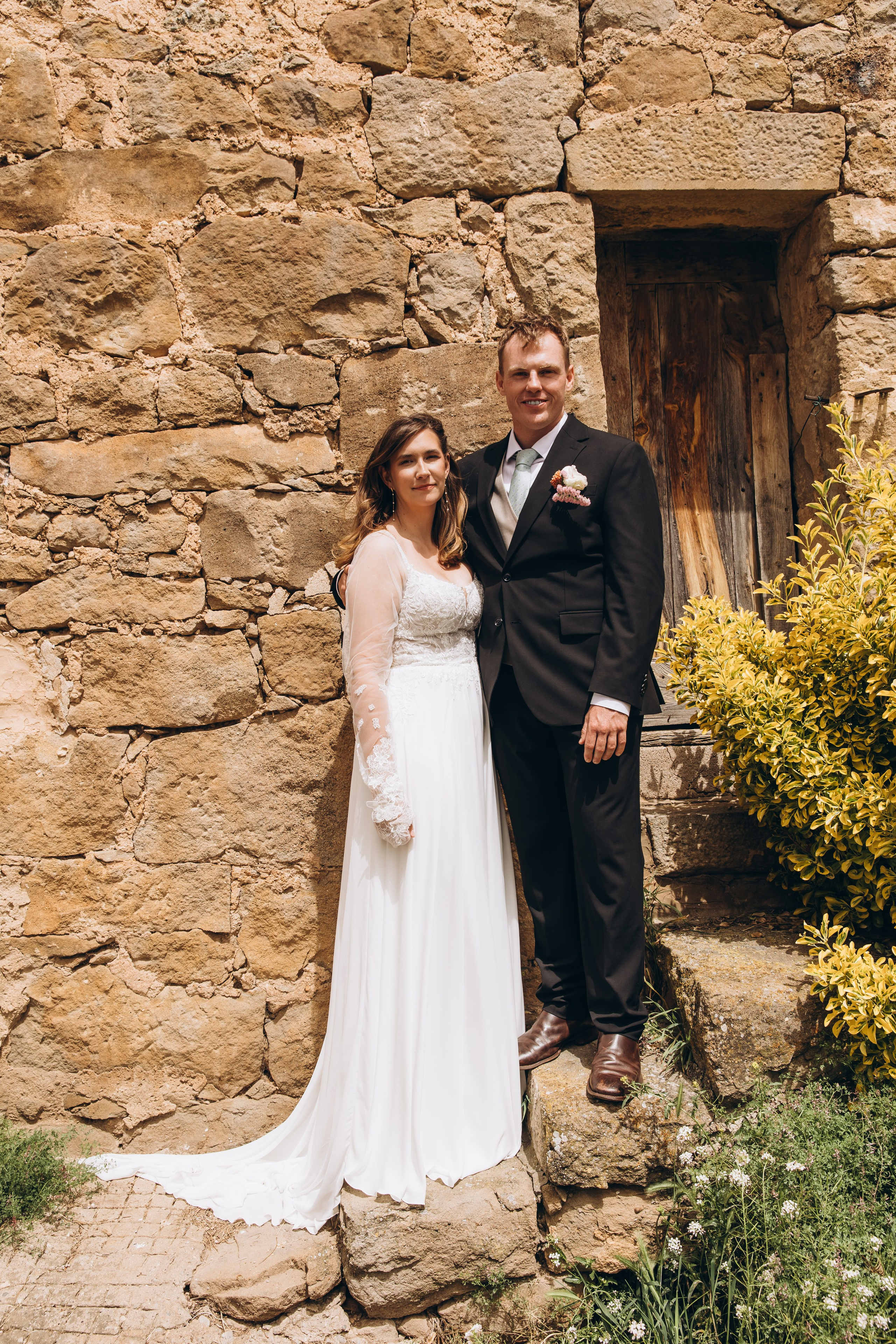 Romantic photoshoot in Madrid Royal Palace – wedding photography Spain.