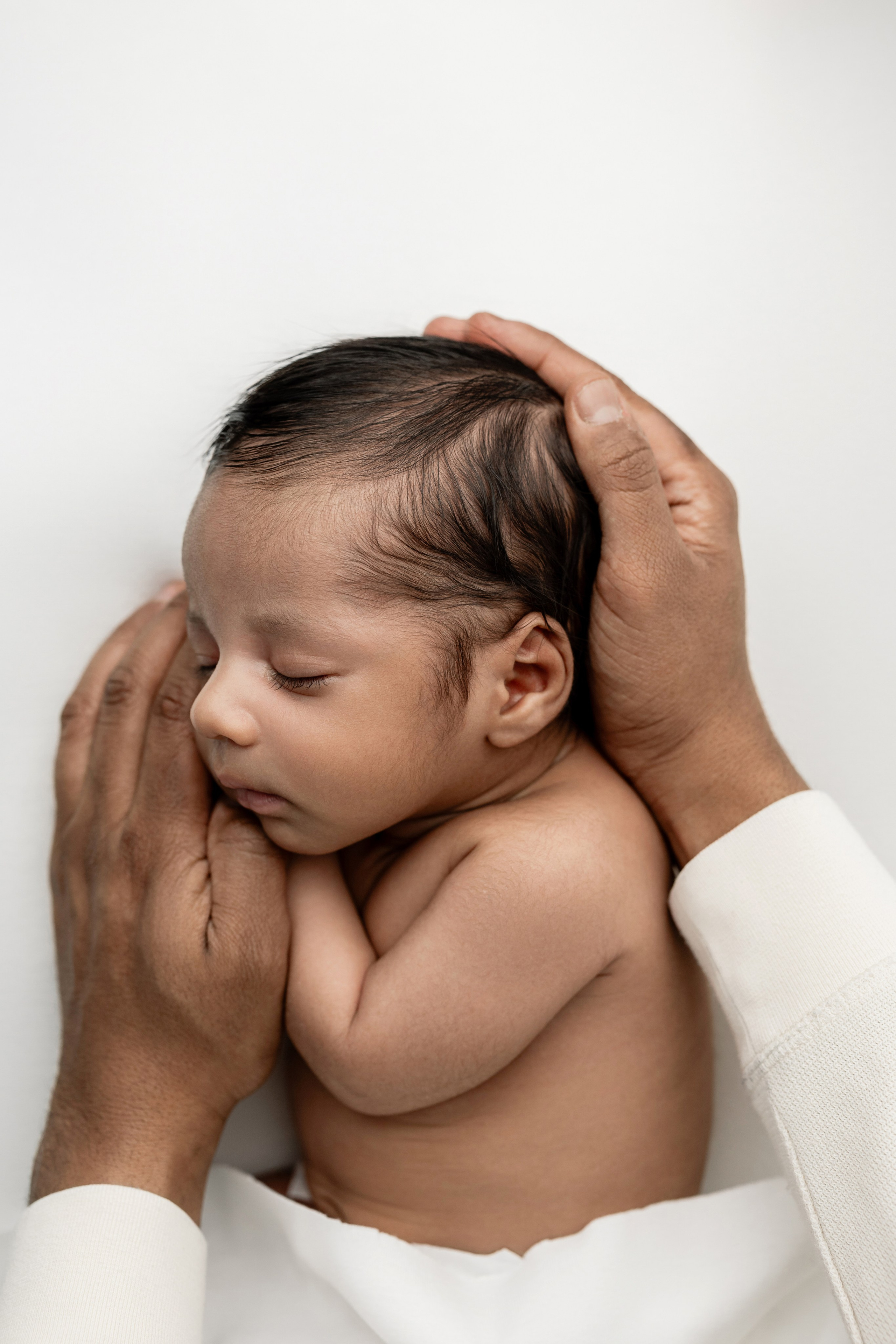 5–20 Days Newborn Photography in Toronto. Iana Banana | Toronto Maternity, Newborn & Family Photographer