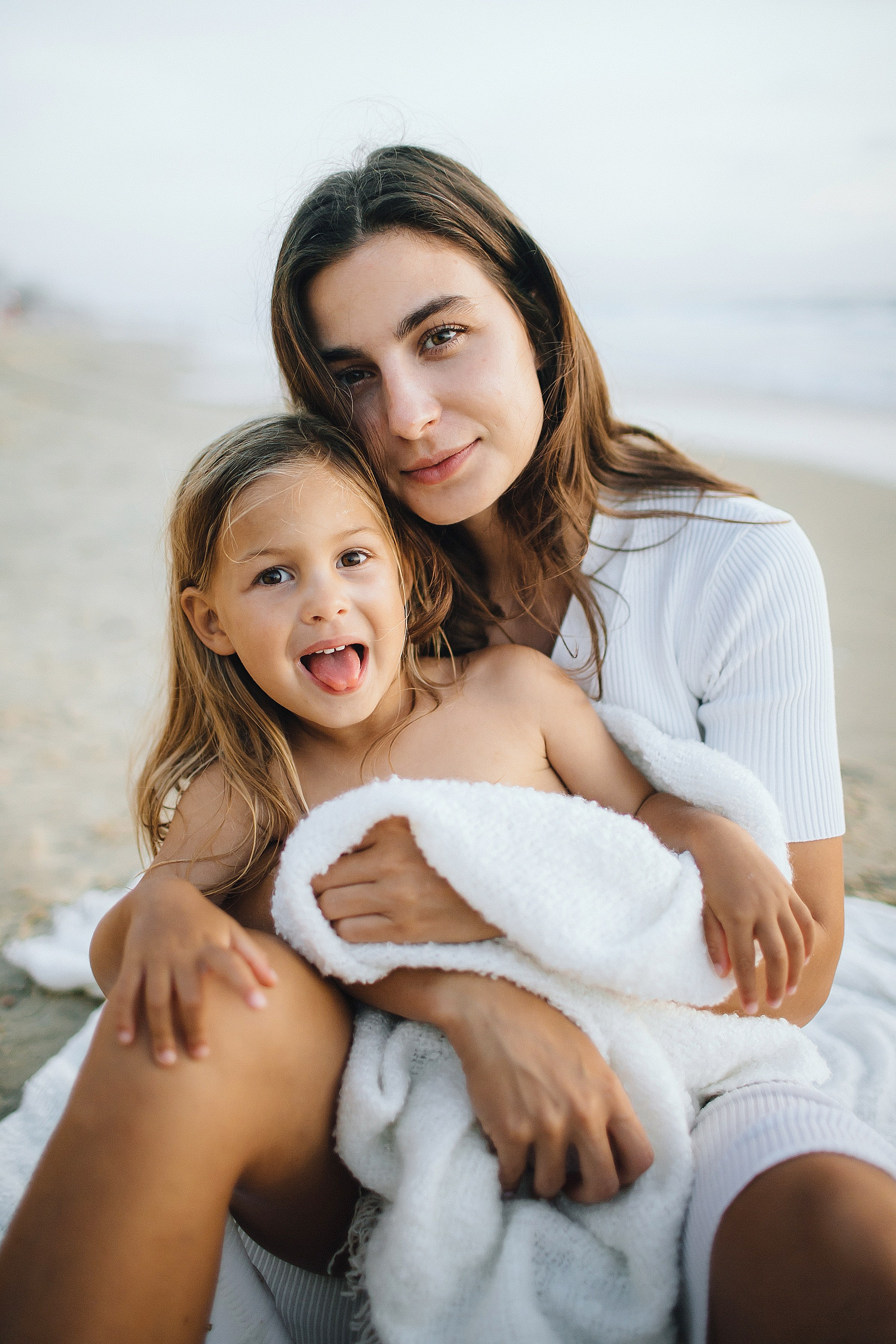 Bat Yam beach. Family photographer in Israel