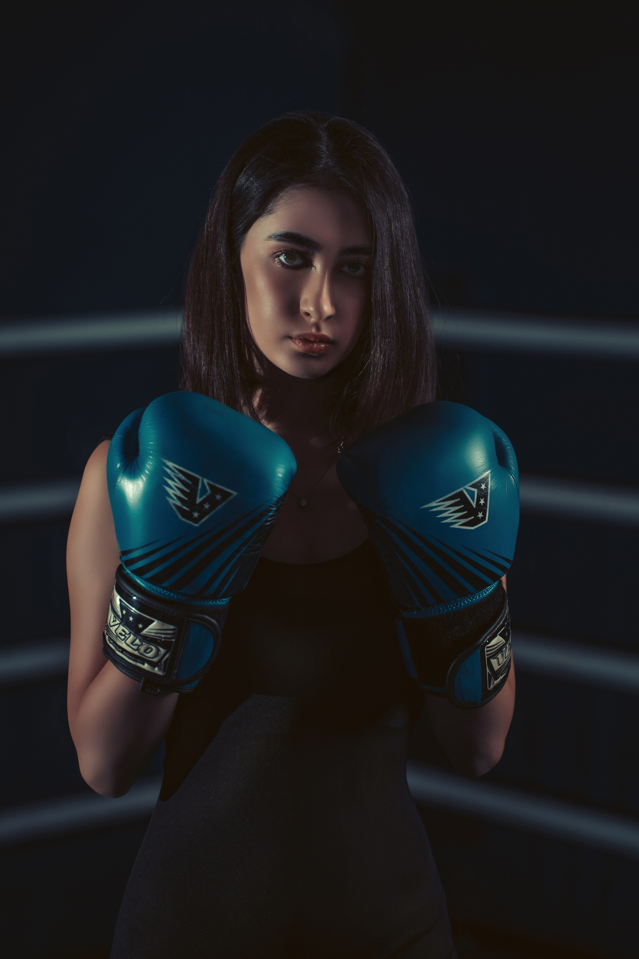 Kamila M. Nifty photography — коммерческий и портретный фотограф в Ташкенте. Студийная и выездная съёмка