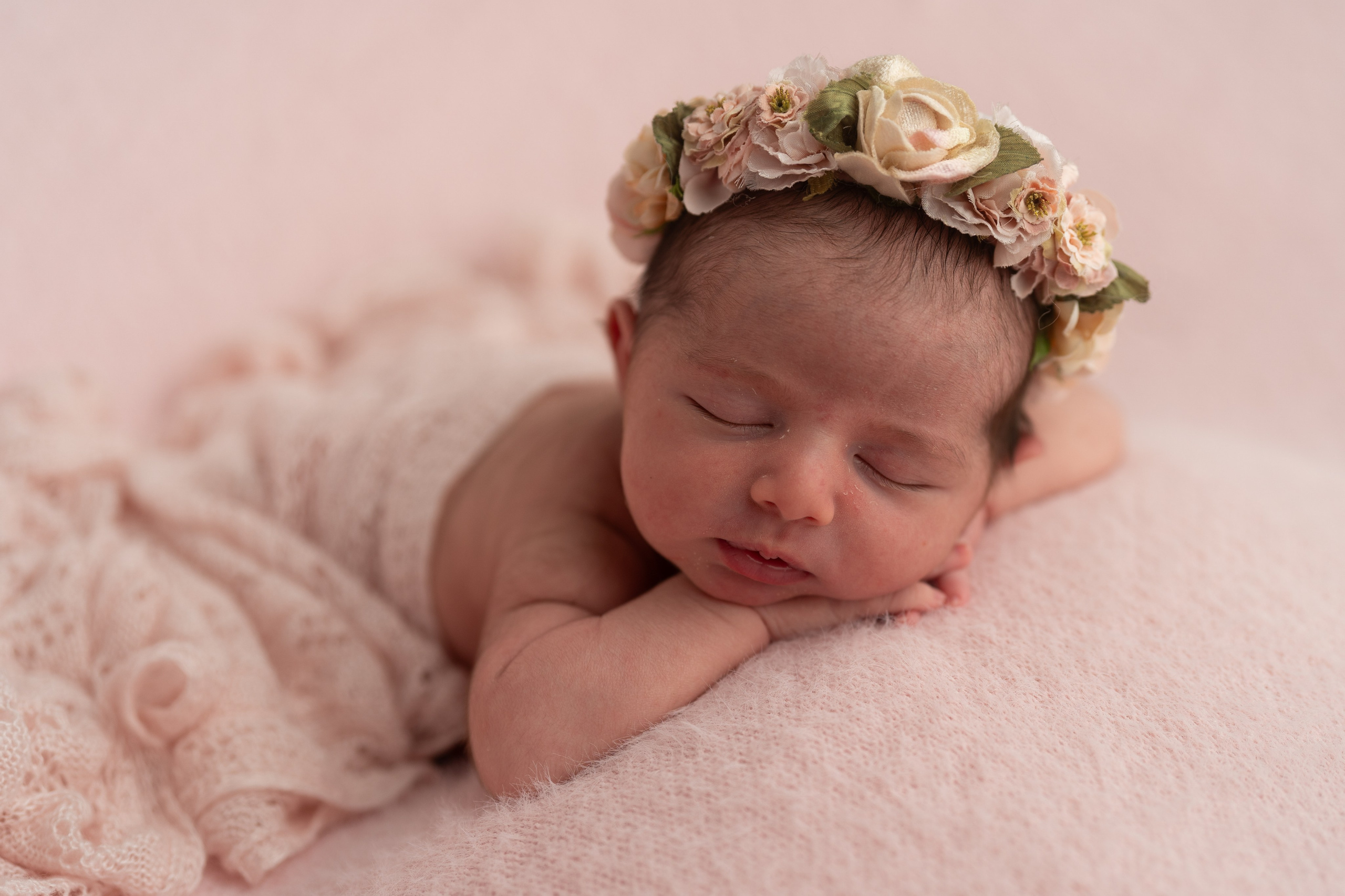 Newborn session price guide. Newborn and family photographer. Hills District. Sydney