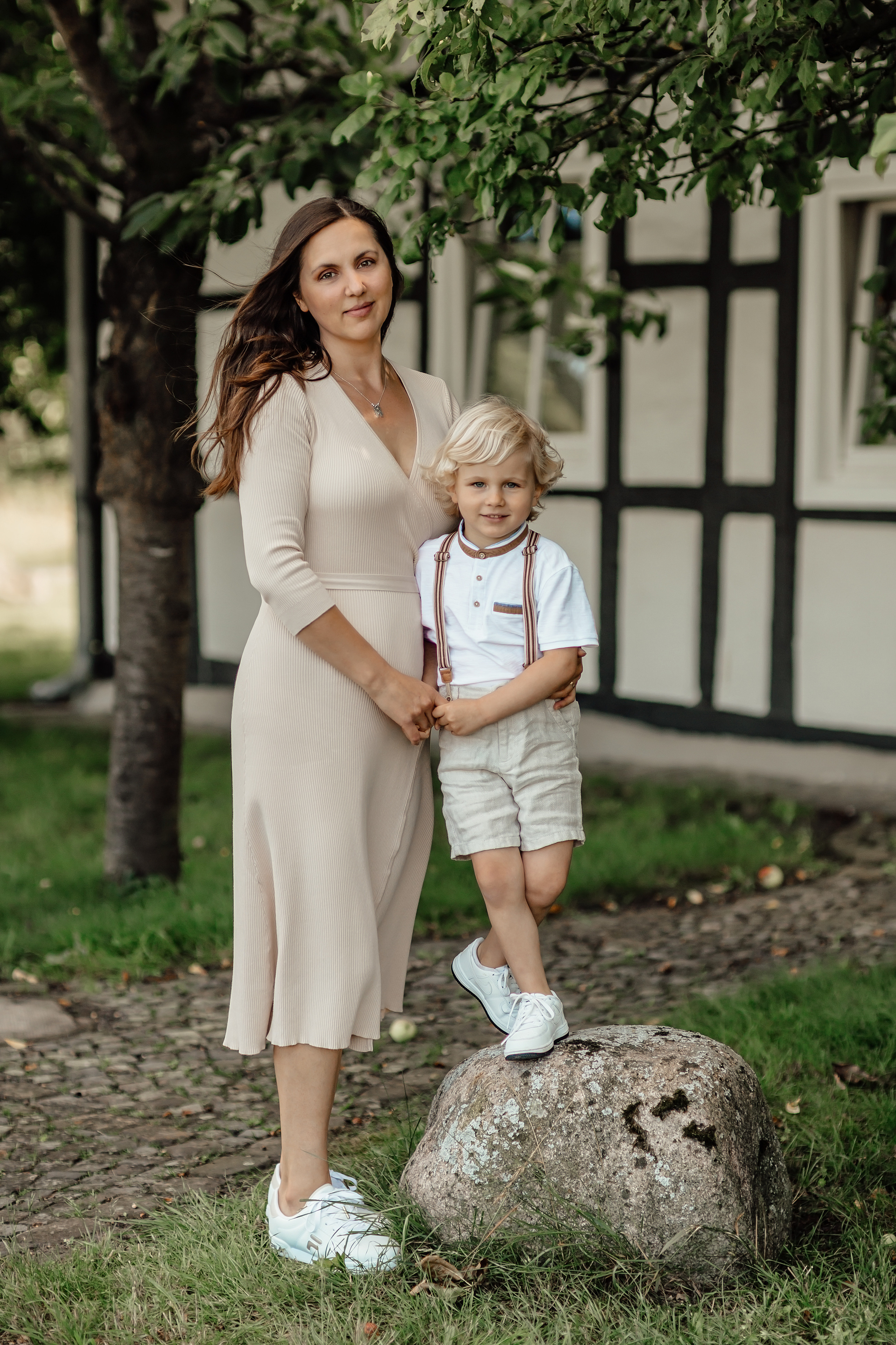 Mama-Sohn-Fotoshooting. Fotografin in Osnabrück Mariana Slav