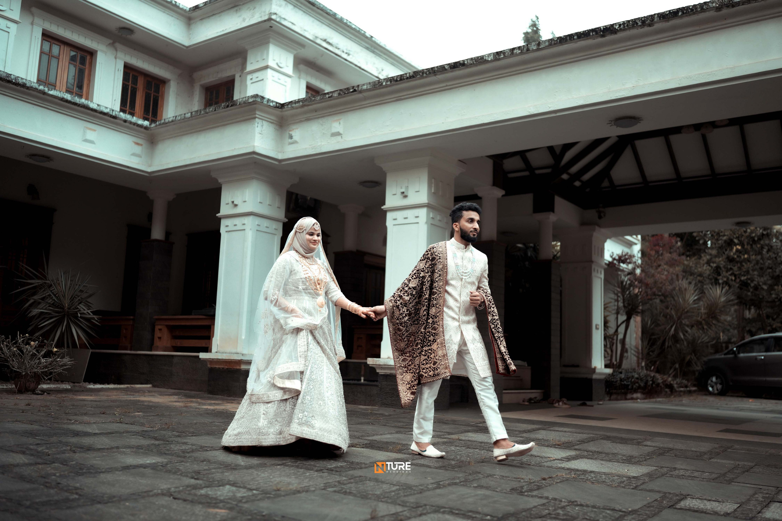 PHOTOS. NTURE WEDDING