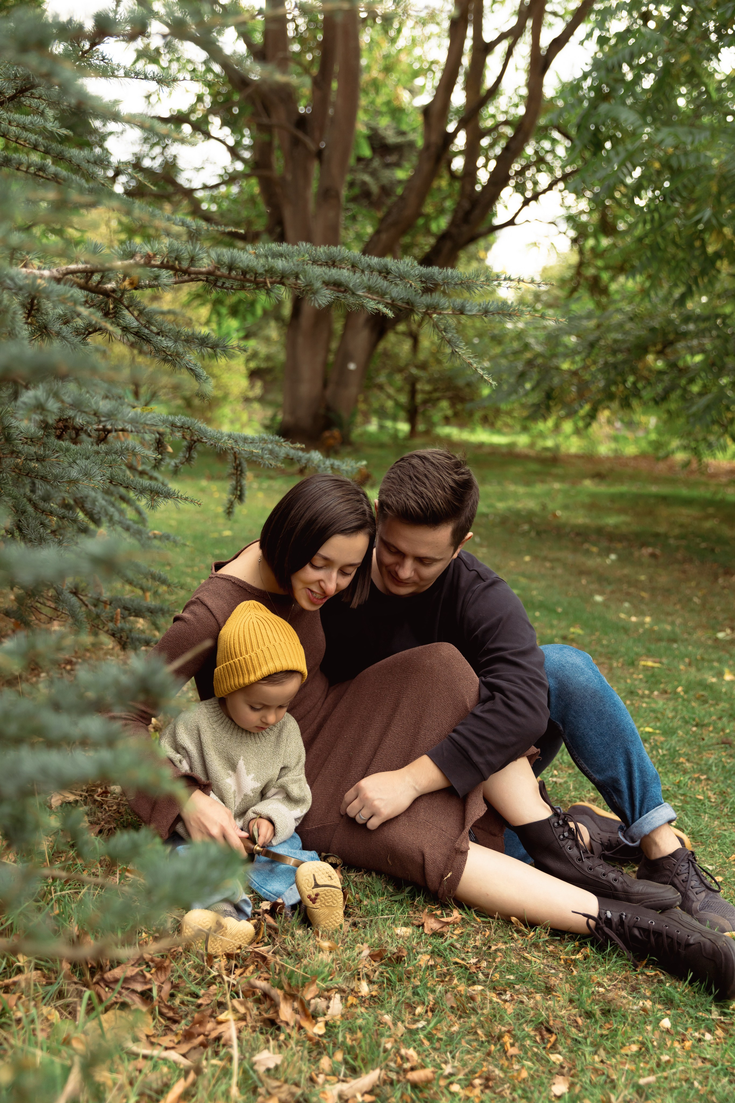Family walk in Kew Gardens. Daria V. Photography