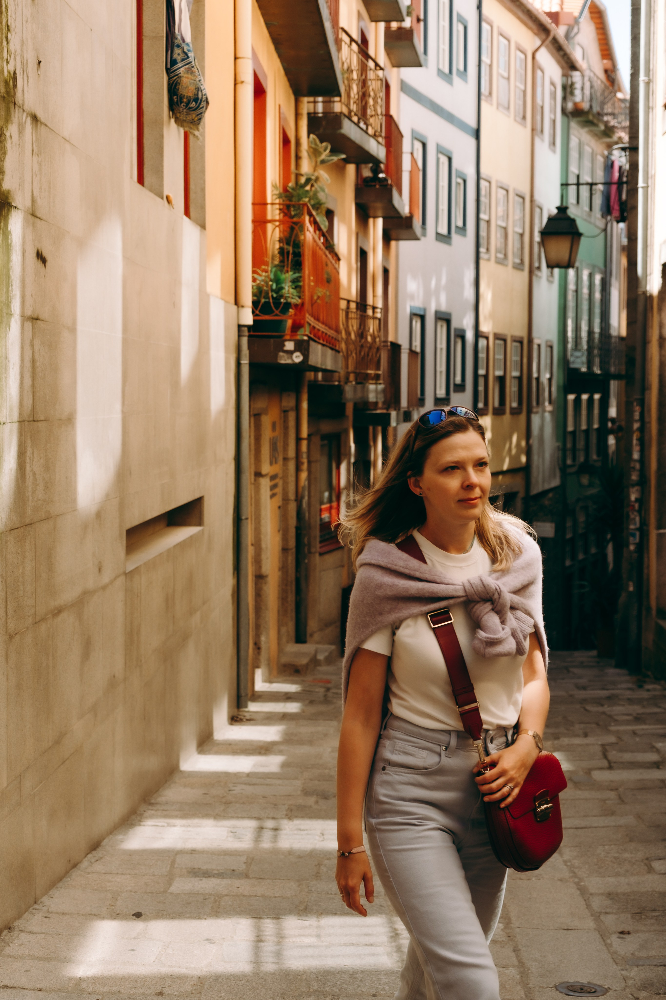 Anya’s photo walk in Porto. Photographer in Paris Marina Chaput