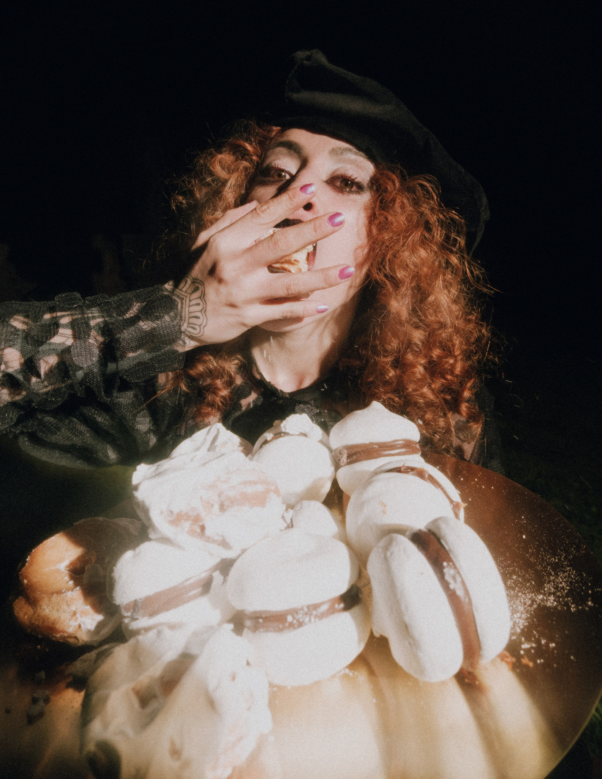 Show must go on. Creative photographer in Madrid Anna Dvorianskaia