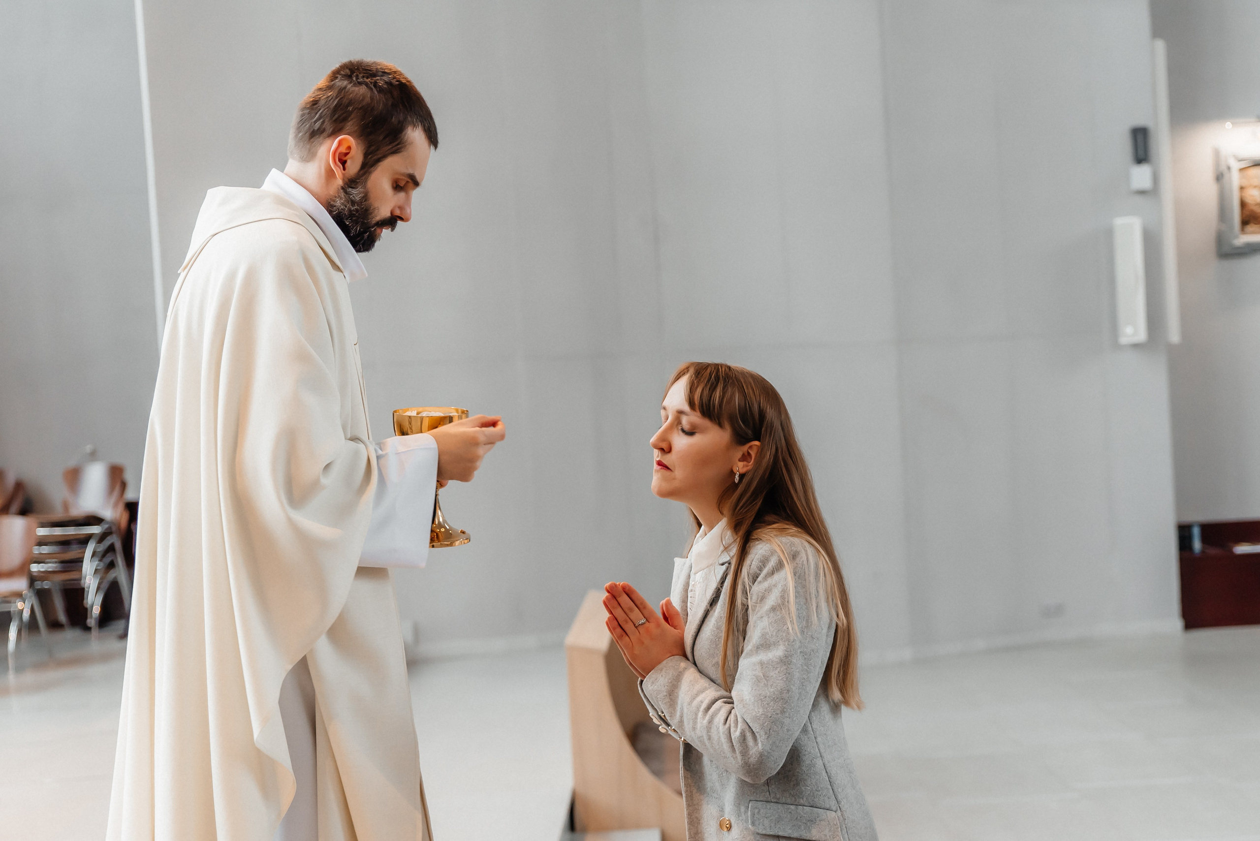 Chrzest Maja. Eugene Save – Fotograf Ślubny i Rodzinny | Warszawa i Cała Polska