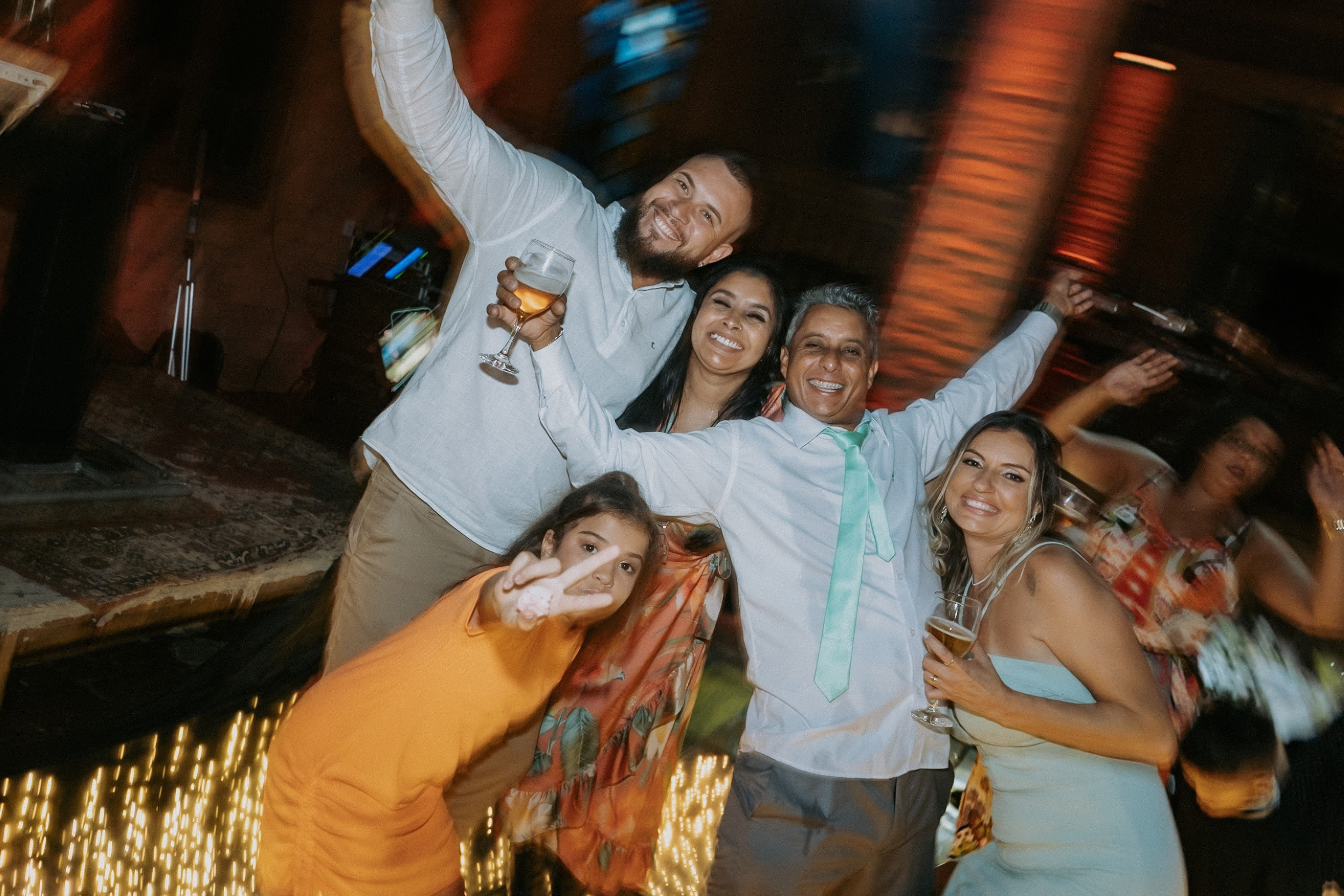 Casamento Isadora e Icaro — Alvorada. Fotógrafo de casamento e Filmmaker de casamento