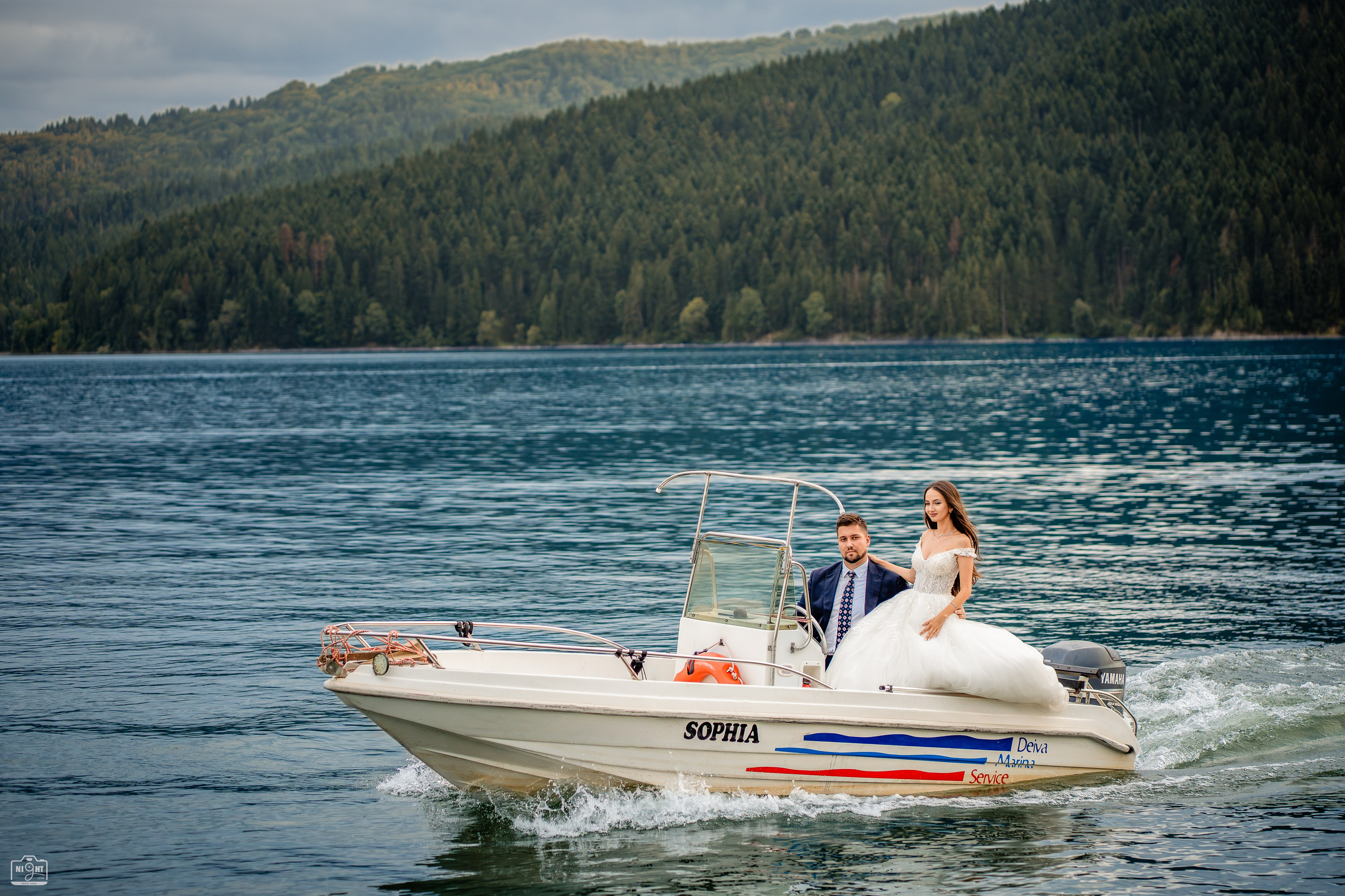 Iulian Arsinte | Fotograf Nunta | R+G. Iulian Arsinte - Fotograf de Nunta - Neamt, Bacau, Suceava, Iasi