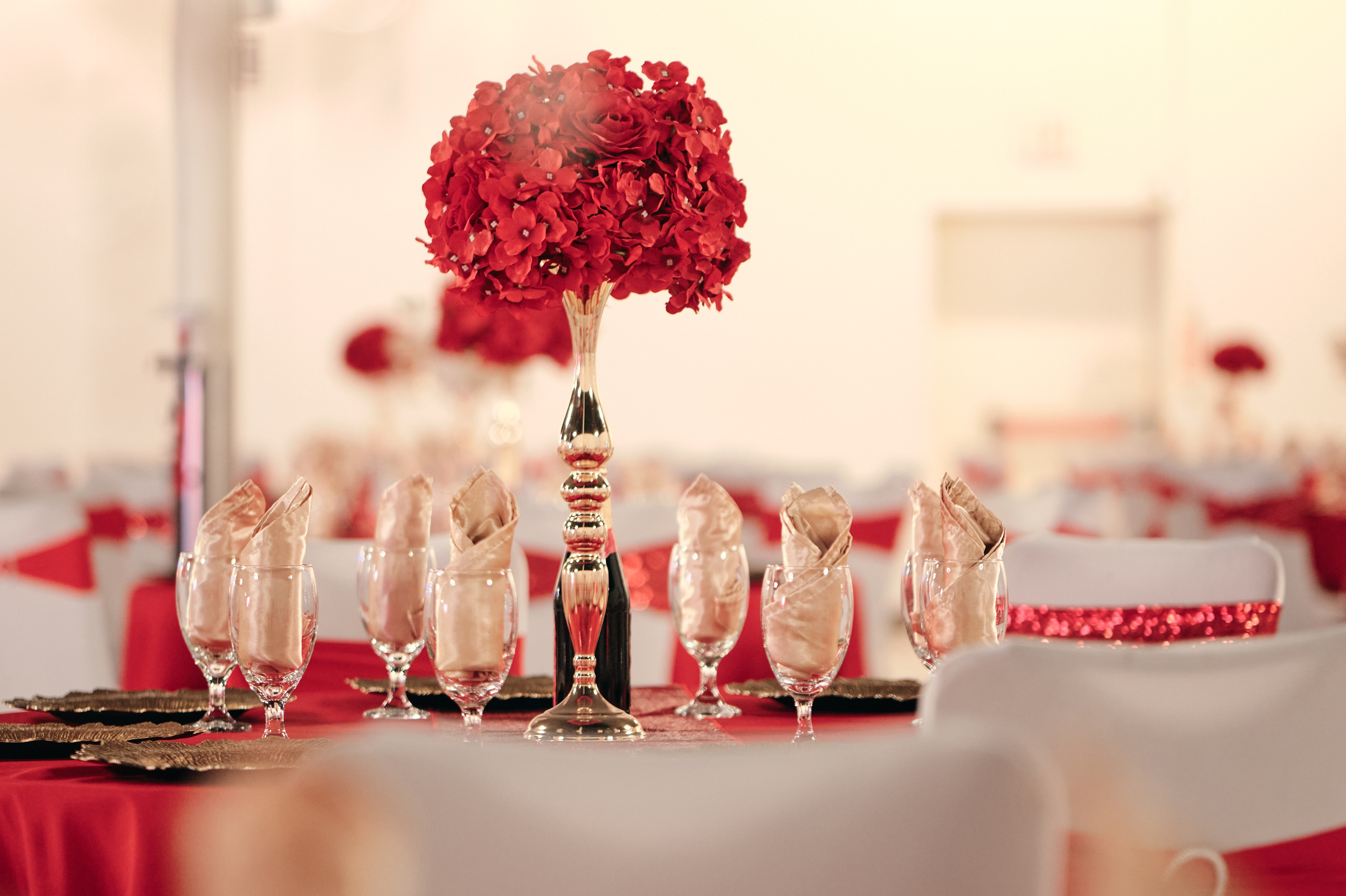 Fotografía de detalles y eventos por Gabby Aguirre Photography en el salón Blue Moon Events.