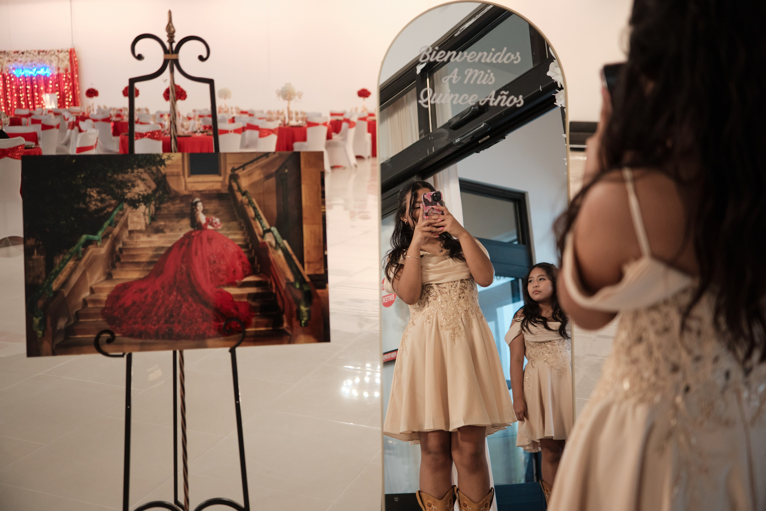 Blue Moon Events: Espacio y Comodidad para Quinceañeras)