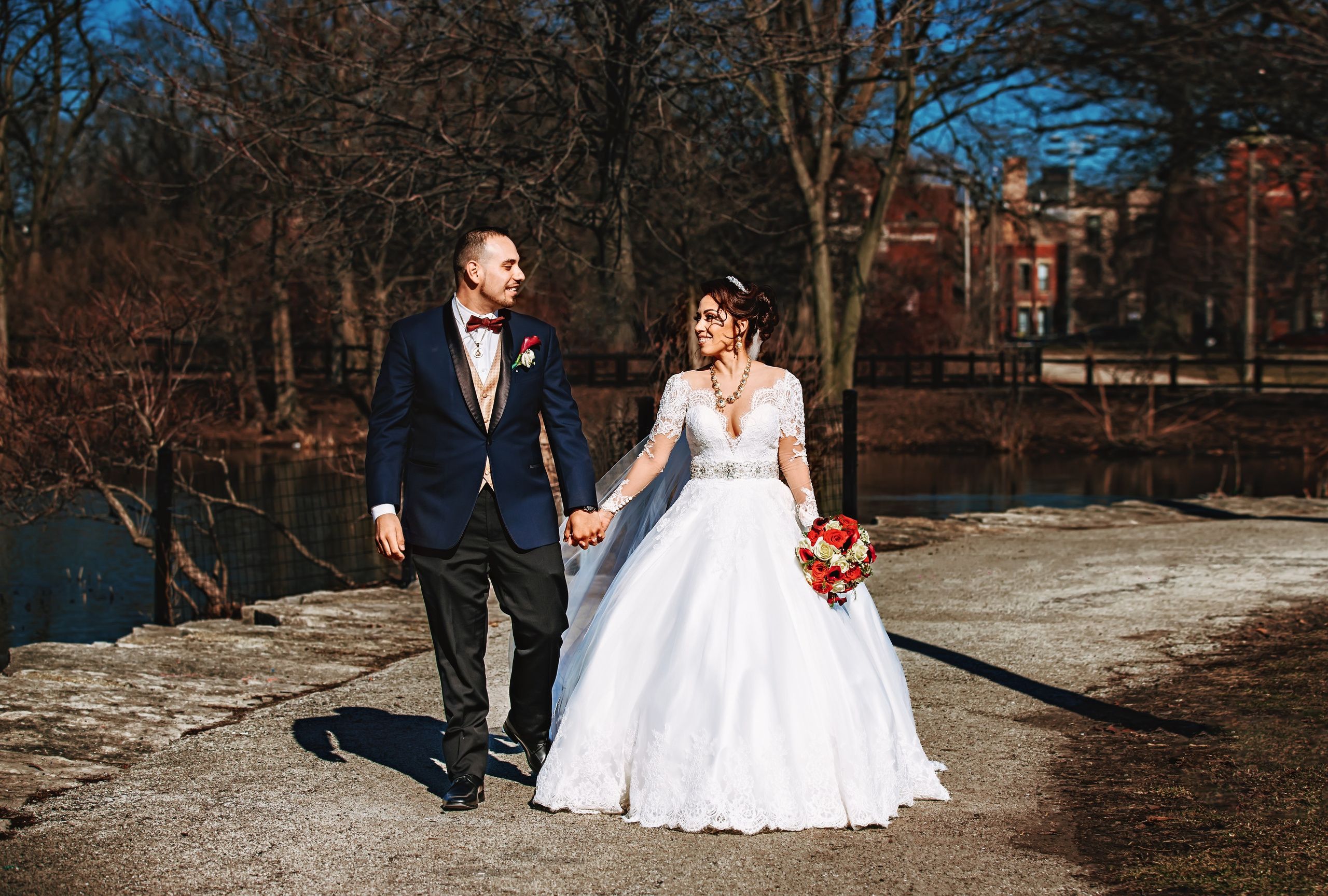 Winter destination wedding photoshoot at Cantigny Park Illinois