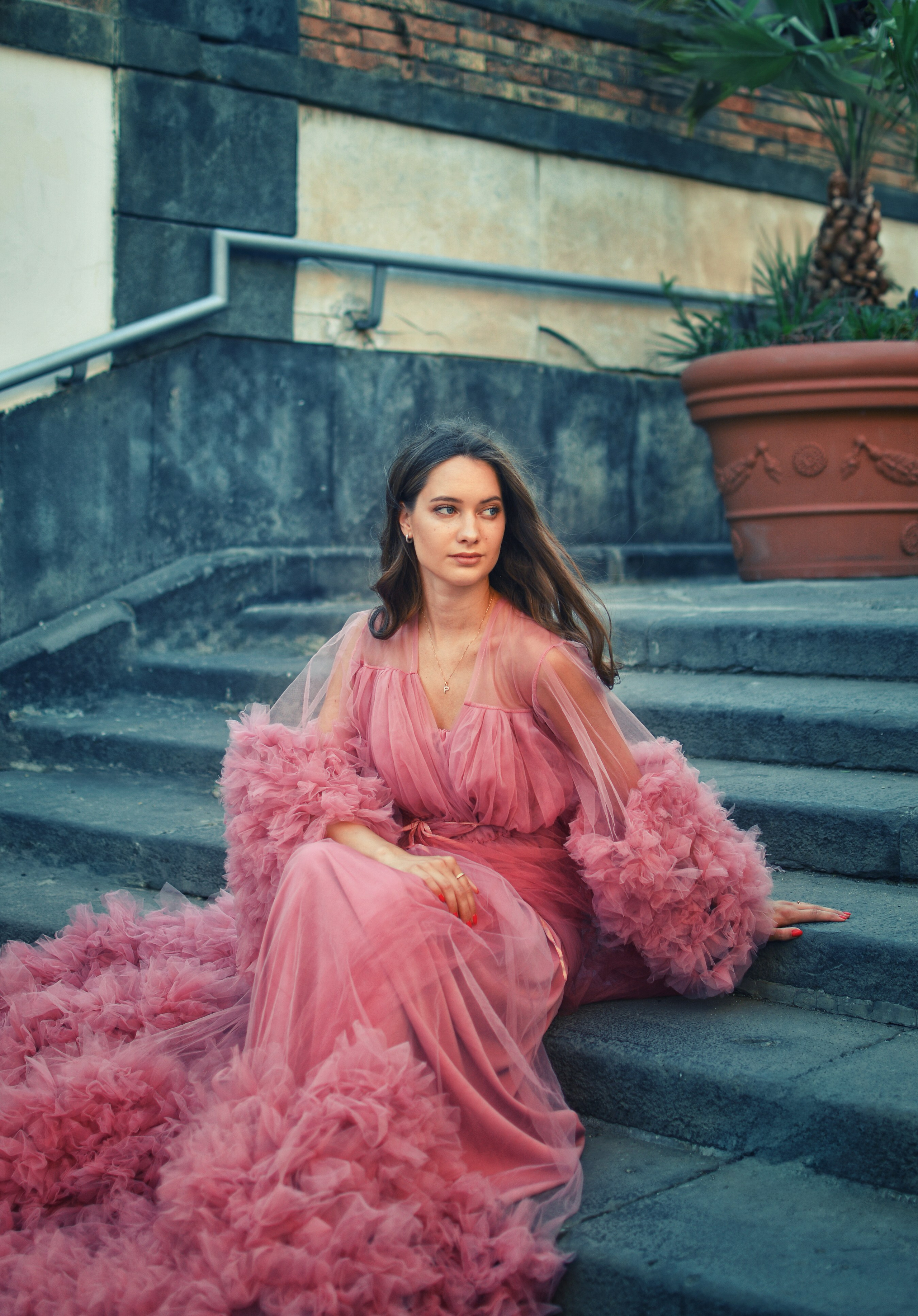 Photoshoot in tulle dresses. Фотограф в Неаполе