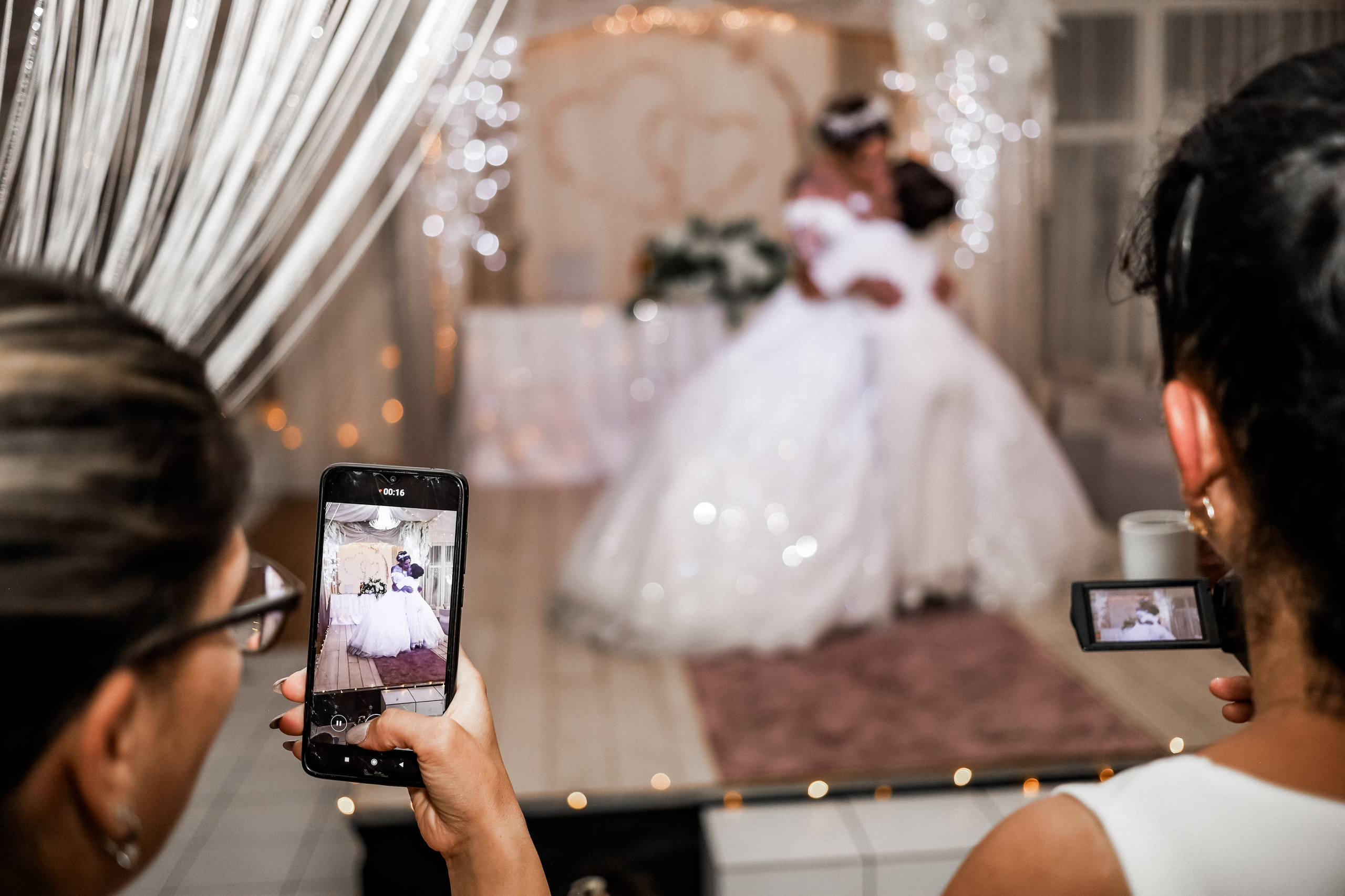 Pavel & Yveta. Svatební fotograf a kameraman v Česku a po celé Evropě — Teplice, Ústí nad Labem, Praha, Drážďany