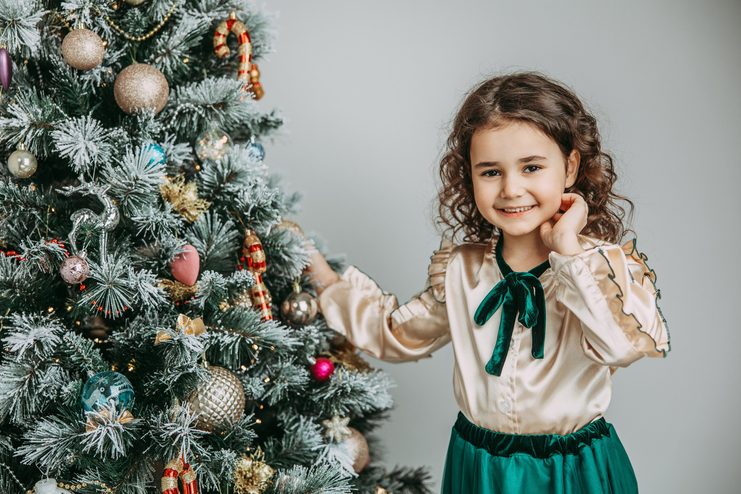 Новогодняя семейная фотосессия в студии GeorgeTLV в Хайфе. George TLV — профессиональный фотограф и ретушёр, Израиль / Profession