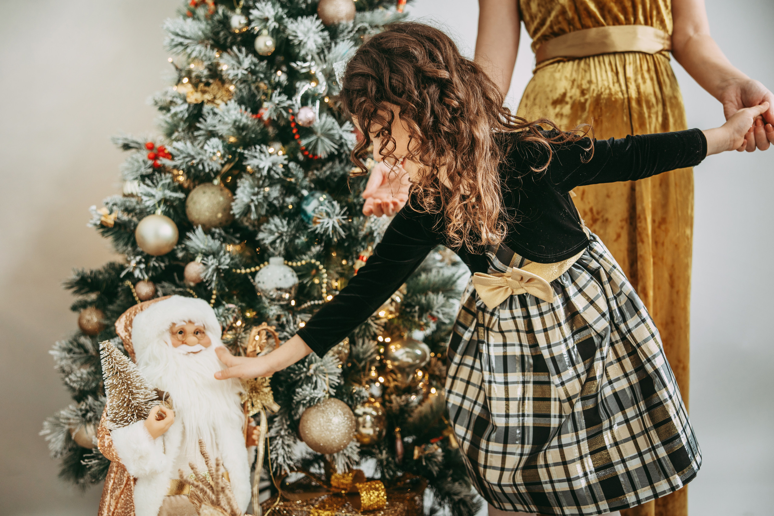 Новогодняя семейная фотосессия в студии GeorgeTLV в Хайфе. George TLV — профессиональный фотограф и ретушёр, Израиль / Profession