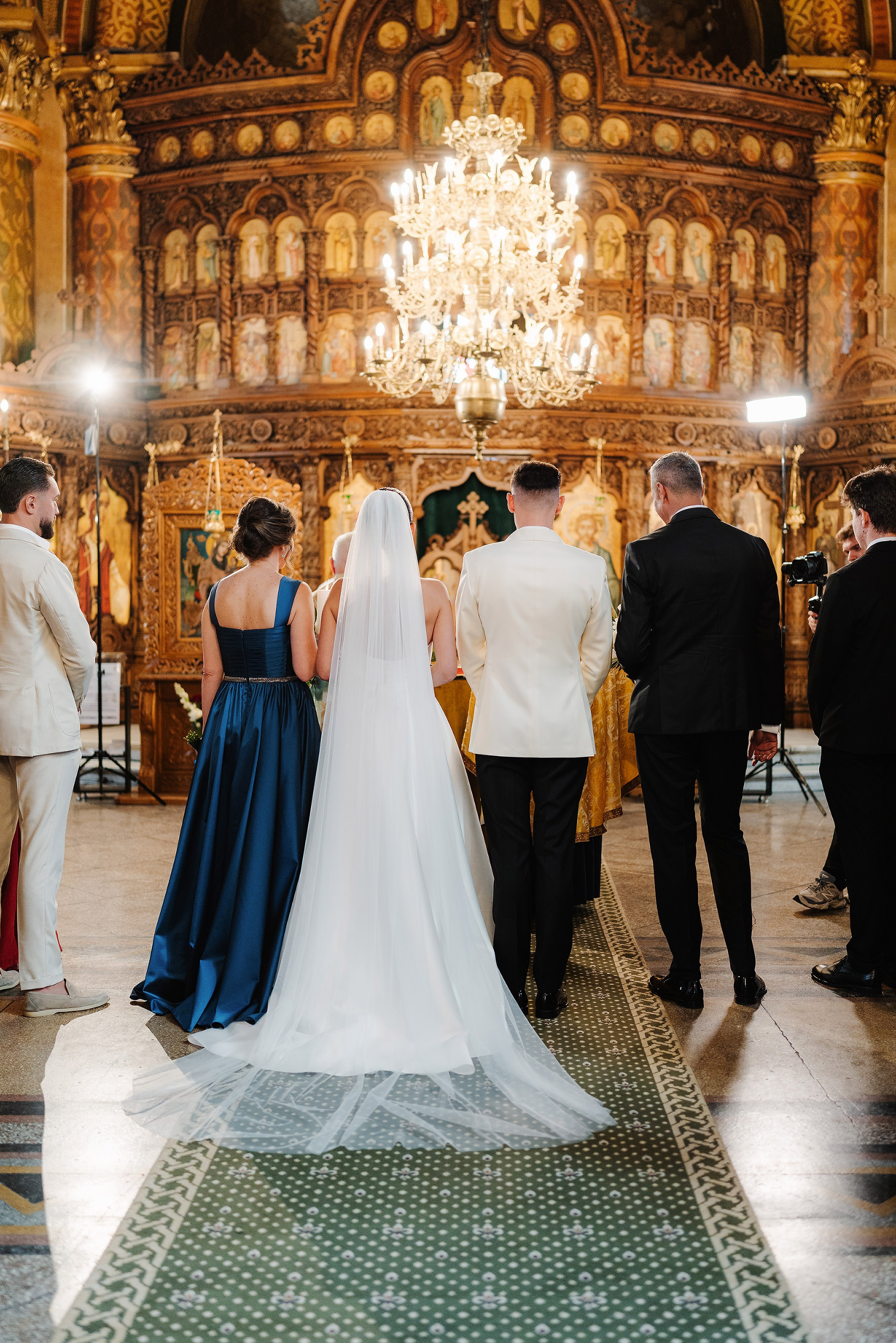 Gabriela și Răzvan. Tayfun — Fotograf