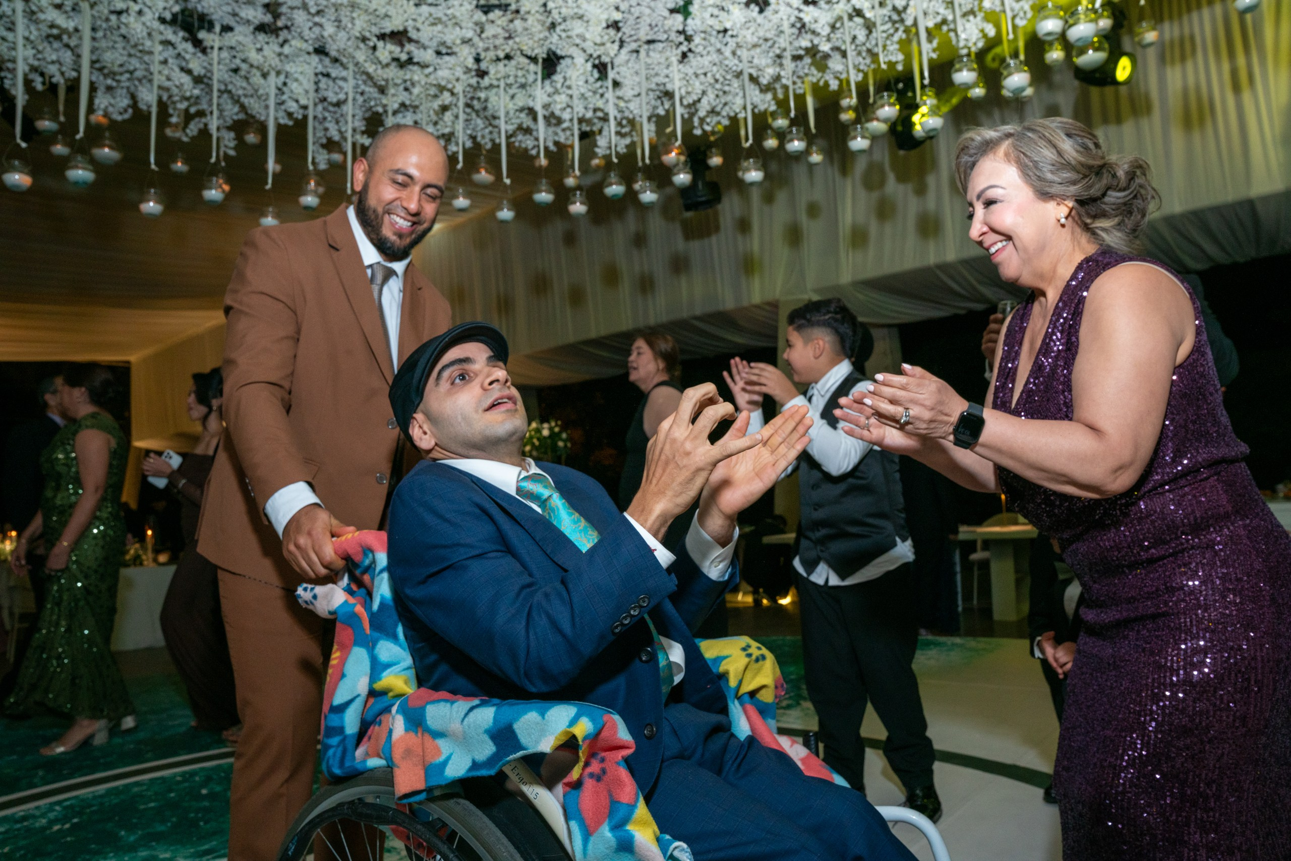 Daniel & Jannet. Elopement & Lifestyle Wedding Photographer