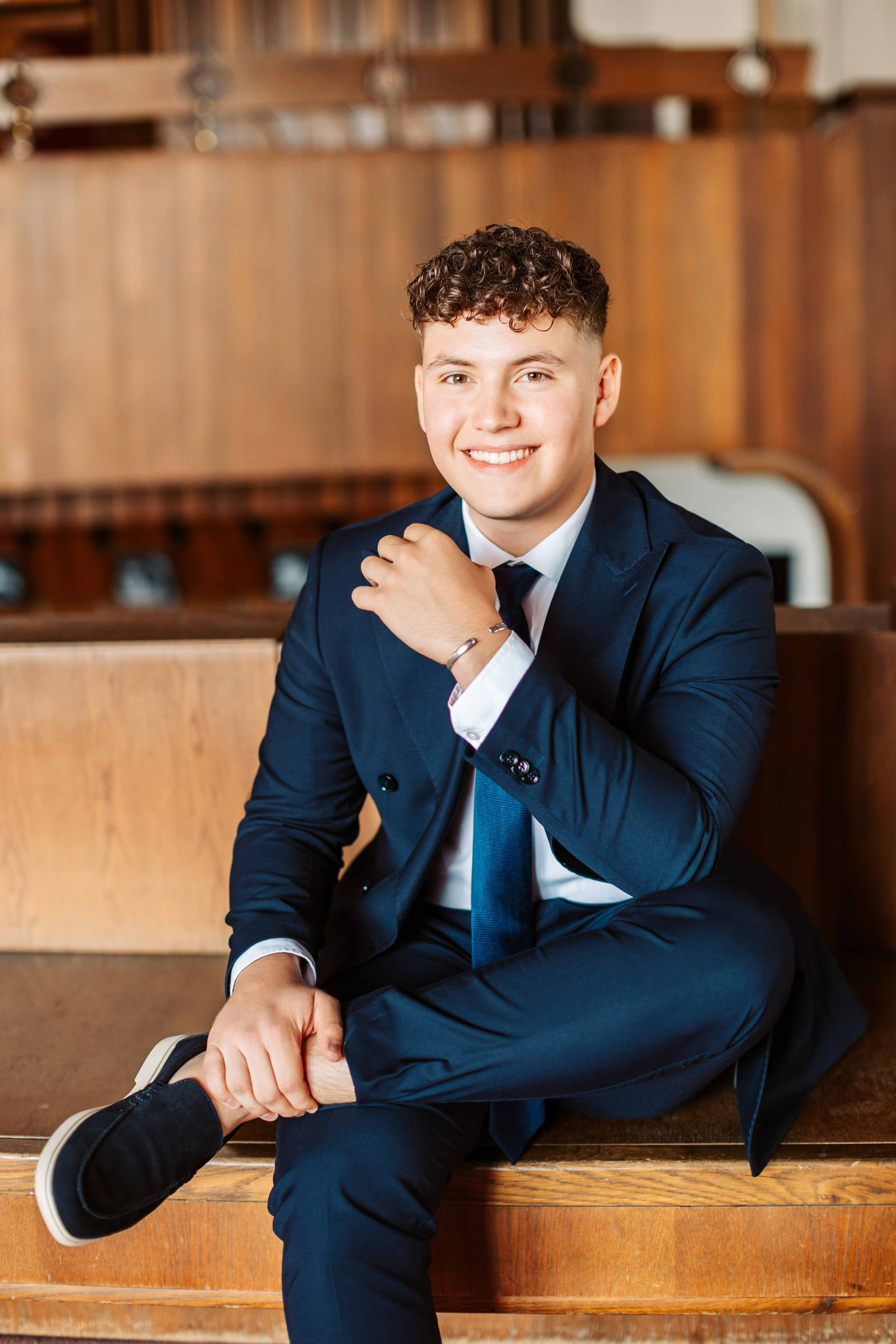 12C — Unirea. Contrast Studio