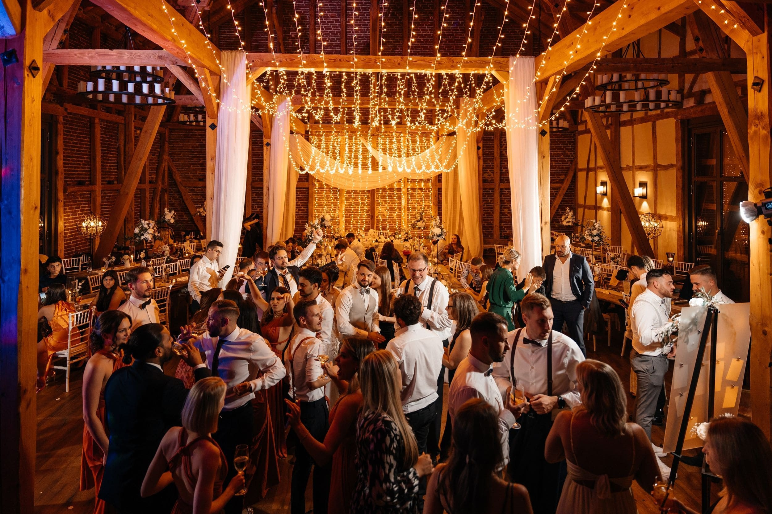 Wedding in Hofgut Dagobertshausen. Wedding photographer & videographer Frankfurt | Denis Mirosnik