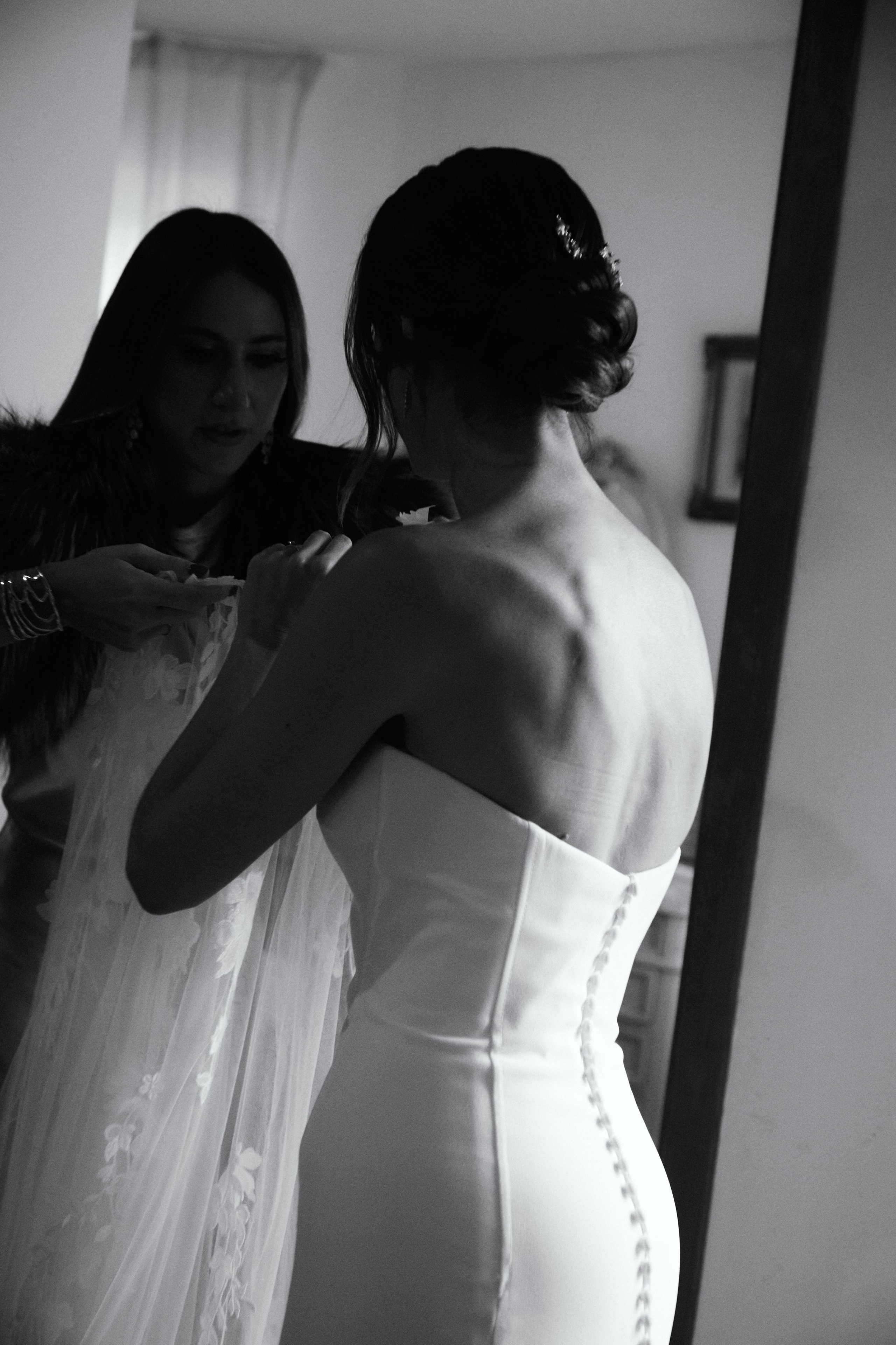 Wedding. Photographer in Paris