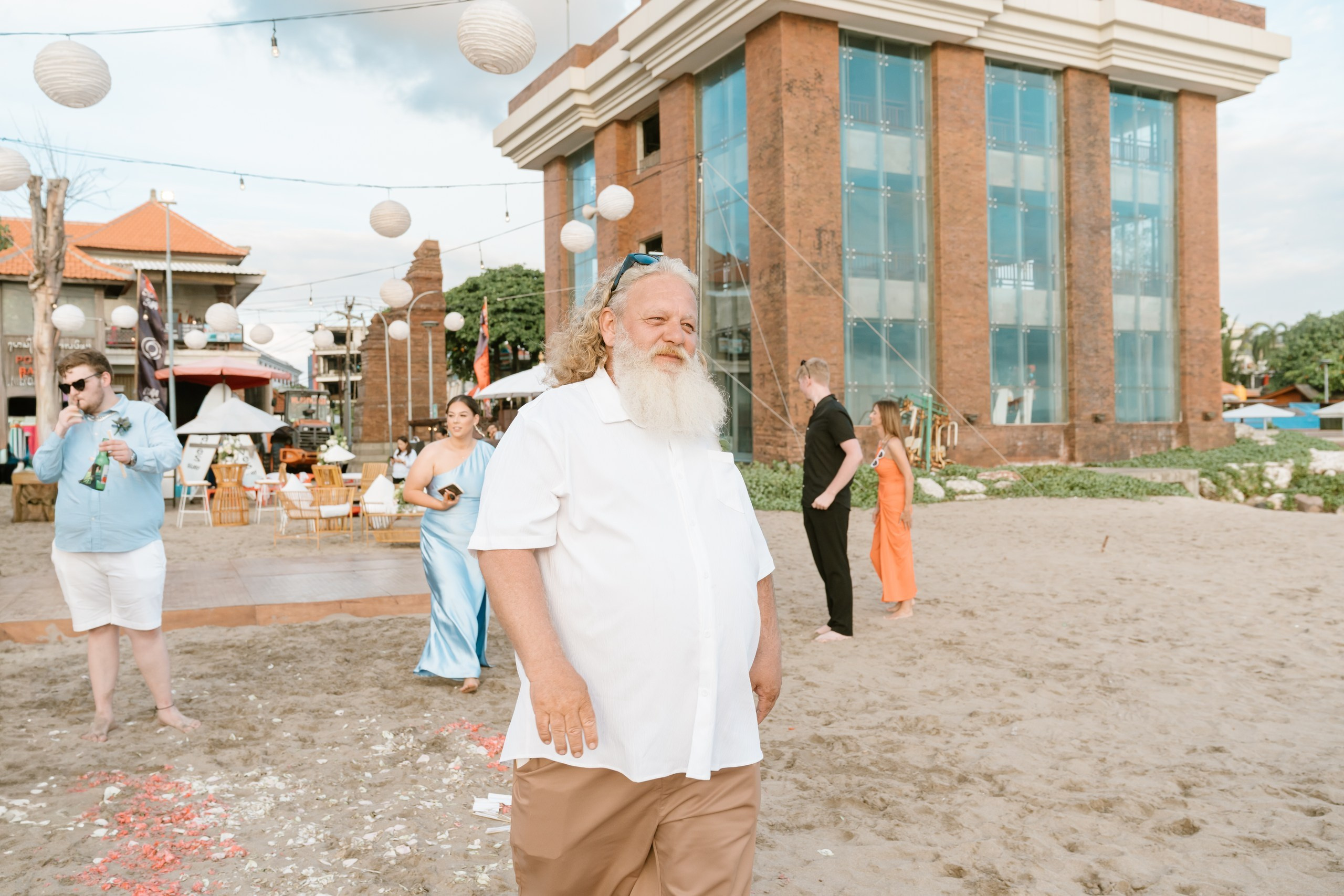 Ethan & Alyshia. Female Photographer in Bali