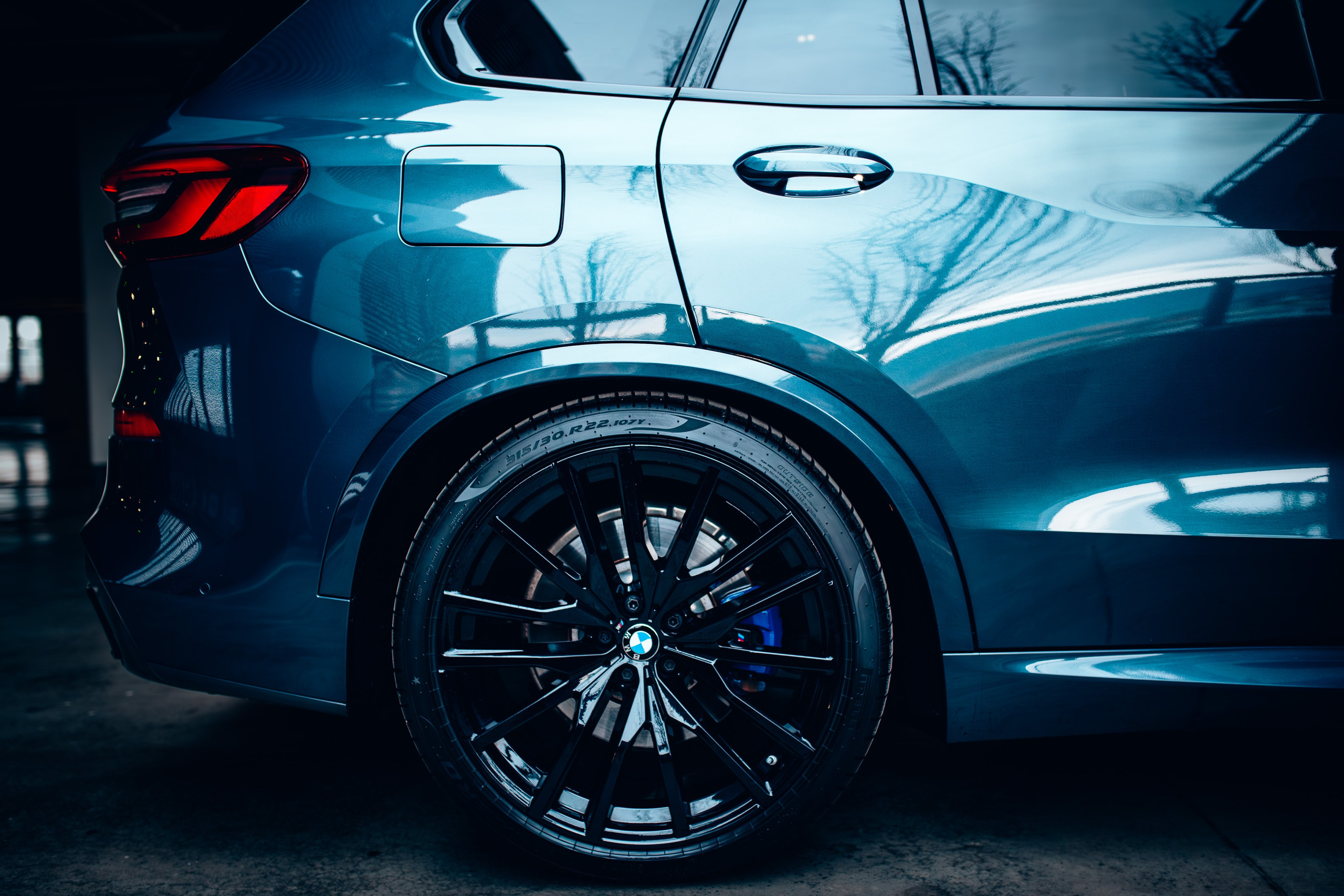 Masini. Ionut Brehuescu — Fotograf