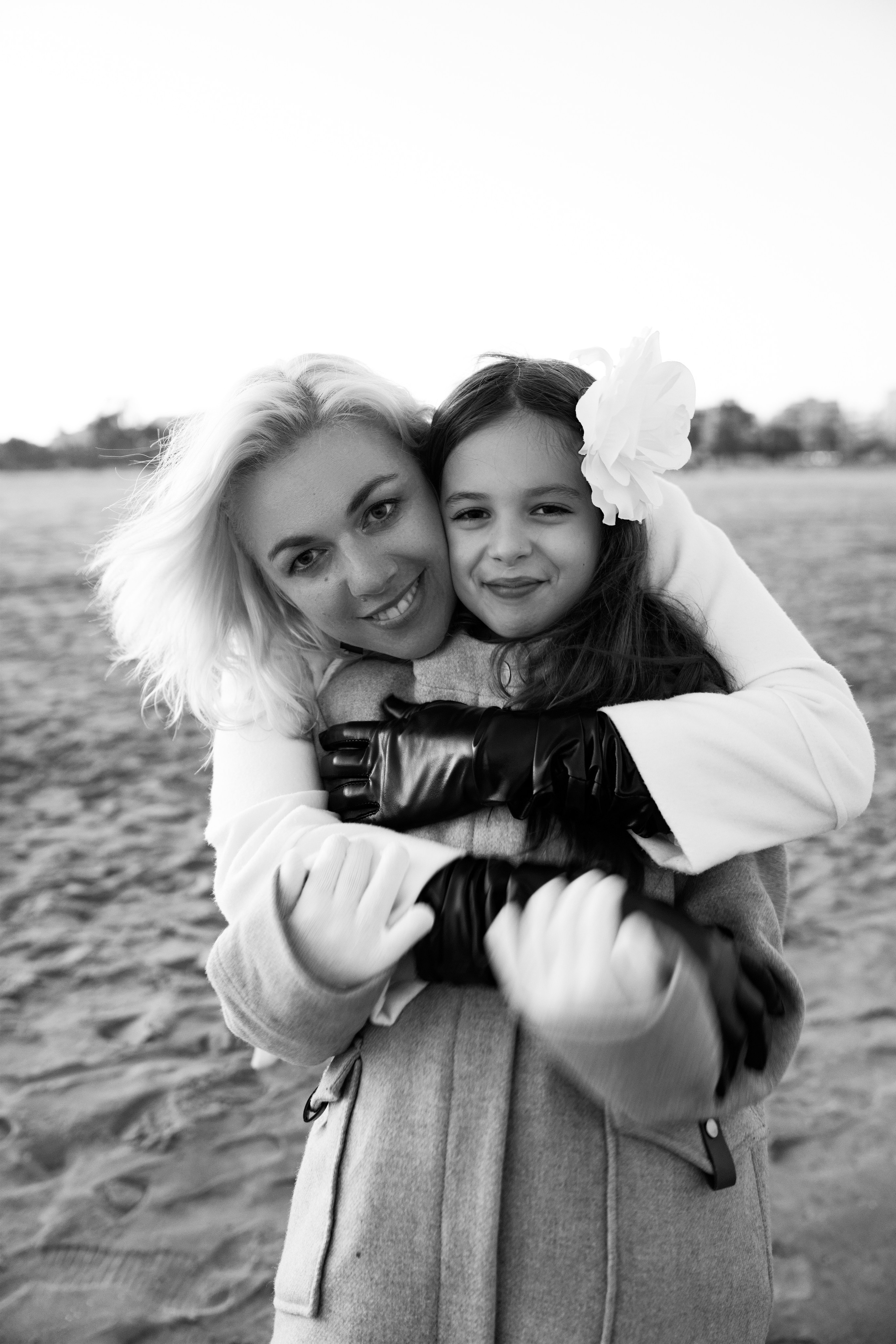 OLENA Y VASY. Fotógrafa Olena Petryk. Realizo sesiones de fotos en Puerto de Sagunto
