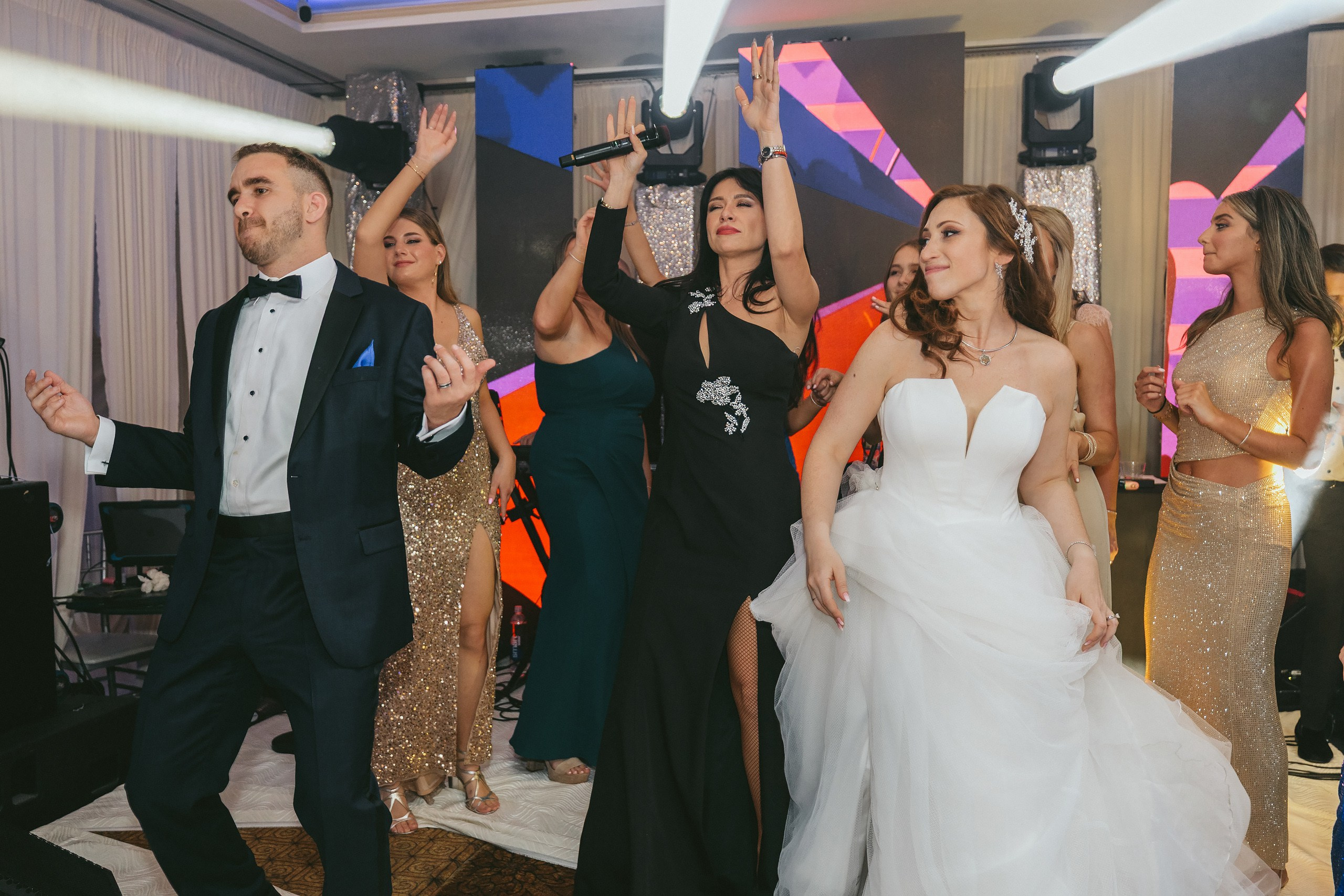 06.08.2025 Wedding. Wedding family event photographer in Chicago Nick Yushevich