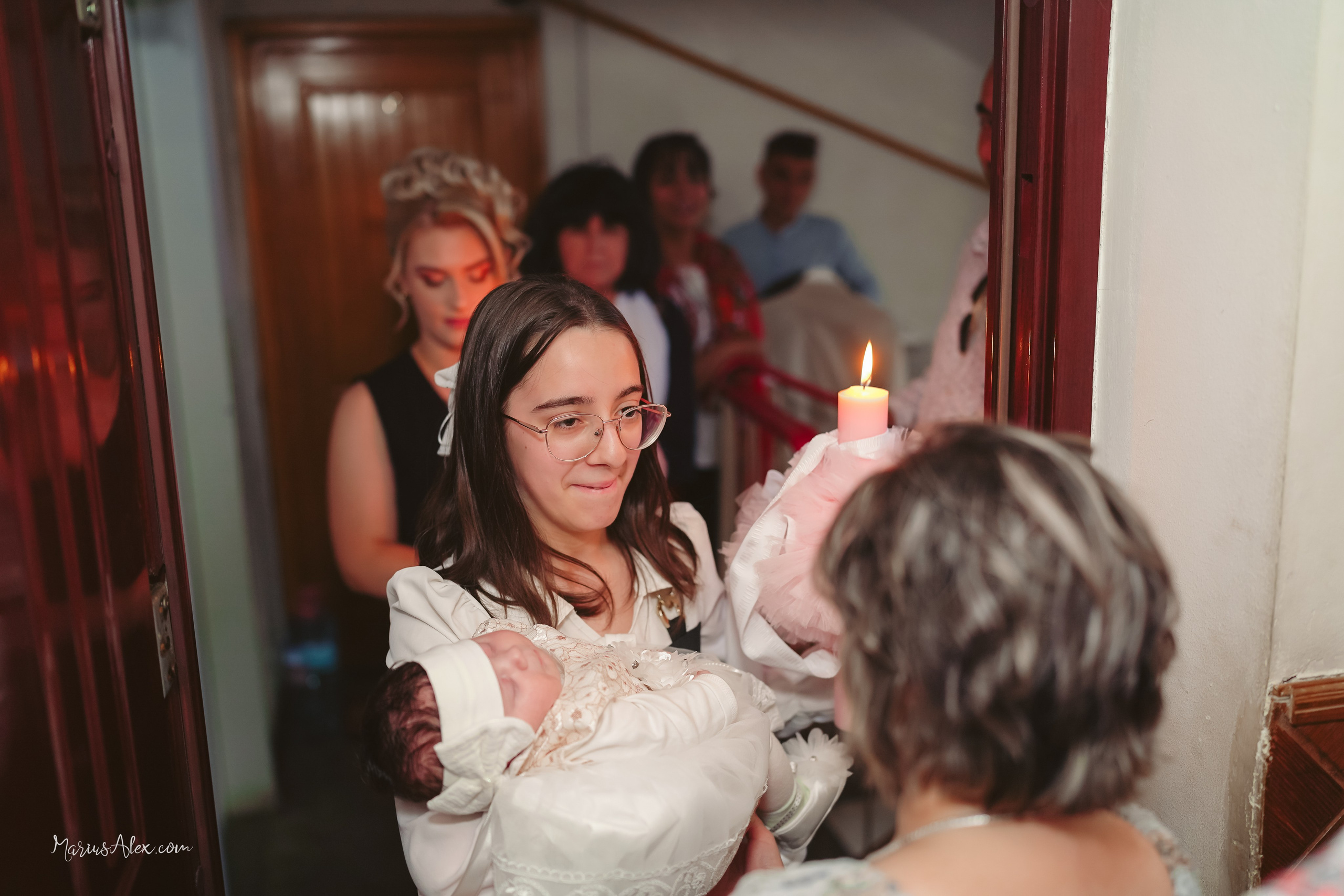 Andreia Sânziana. Marius Alex fotograf de eveniment si studio din Suceava