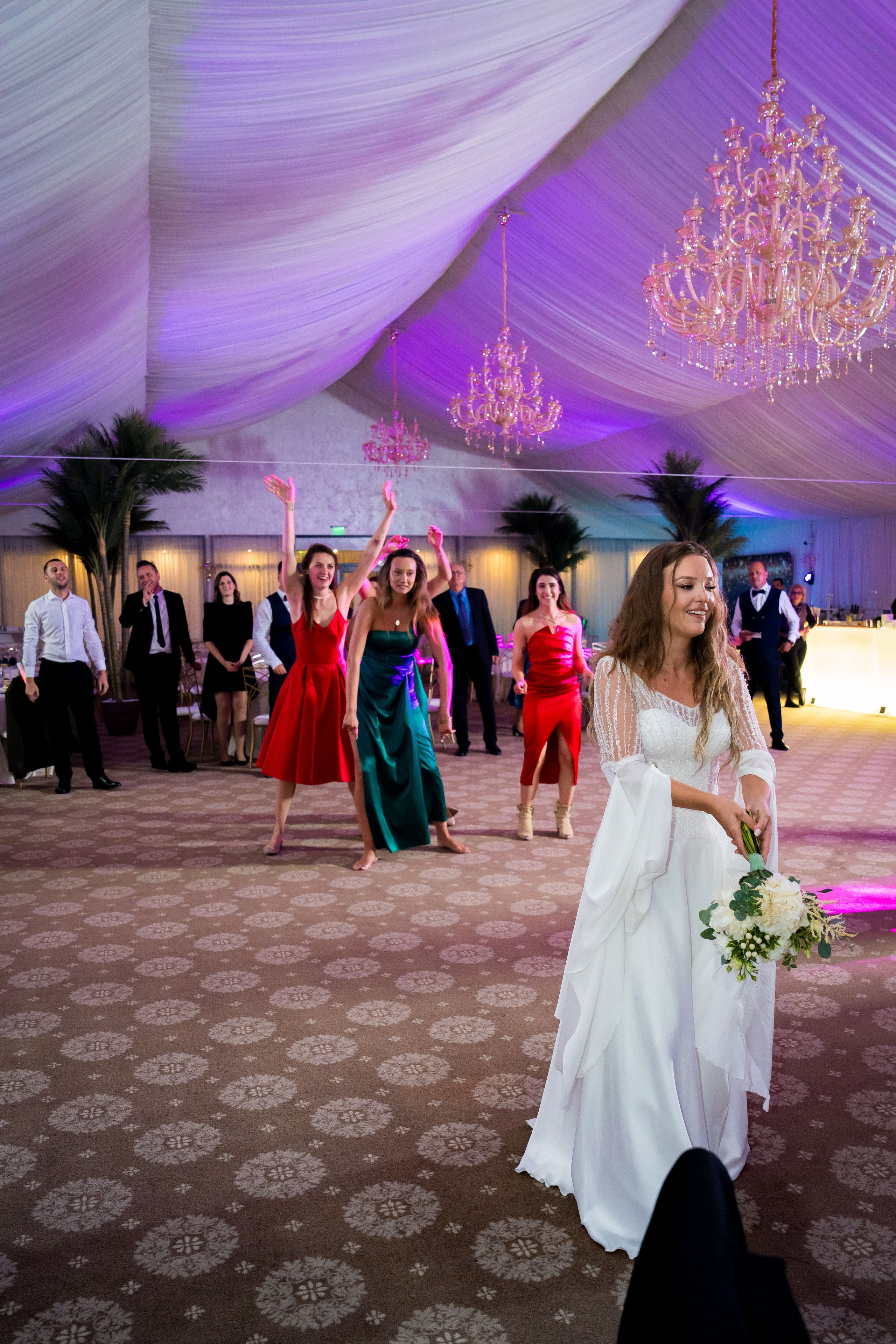 PARTY. Gabriel Florea — Fotograf nuntă București