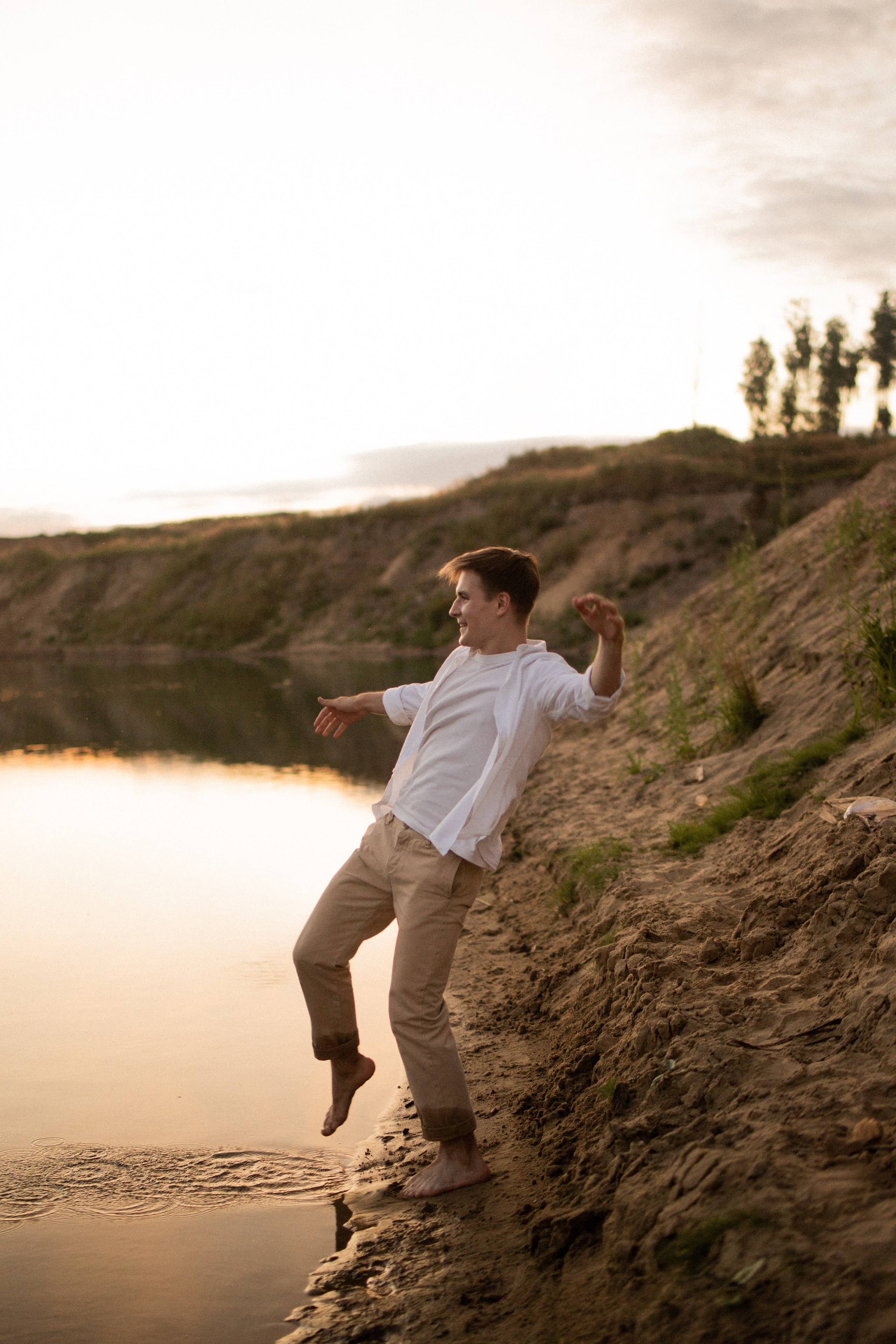 Nikita and Luba. Siblings. Photographer Vladmir Gladkov