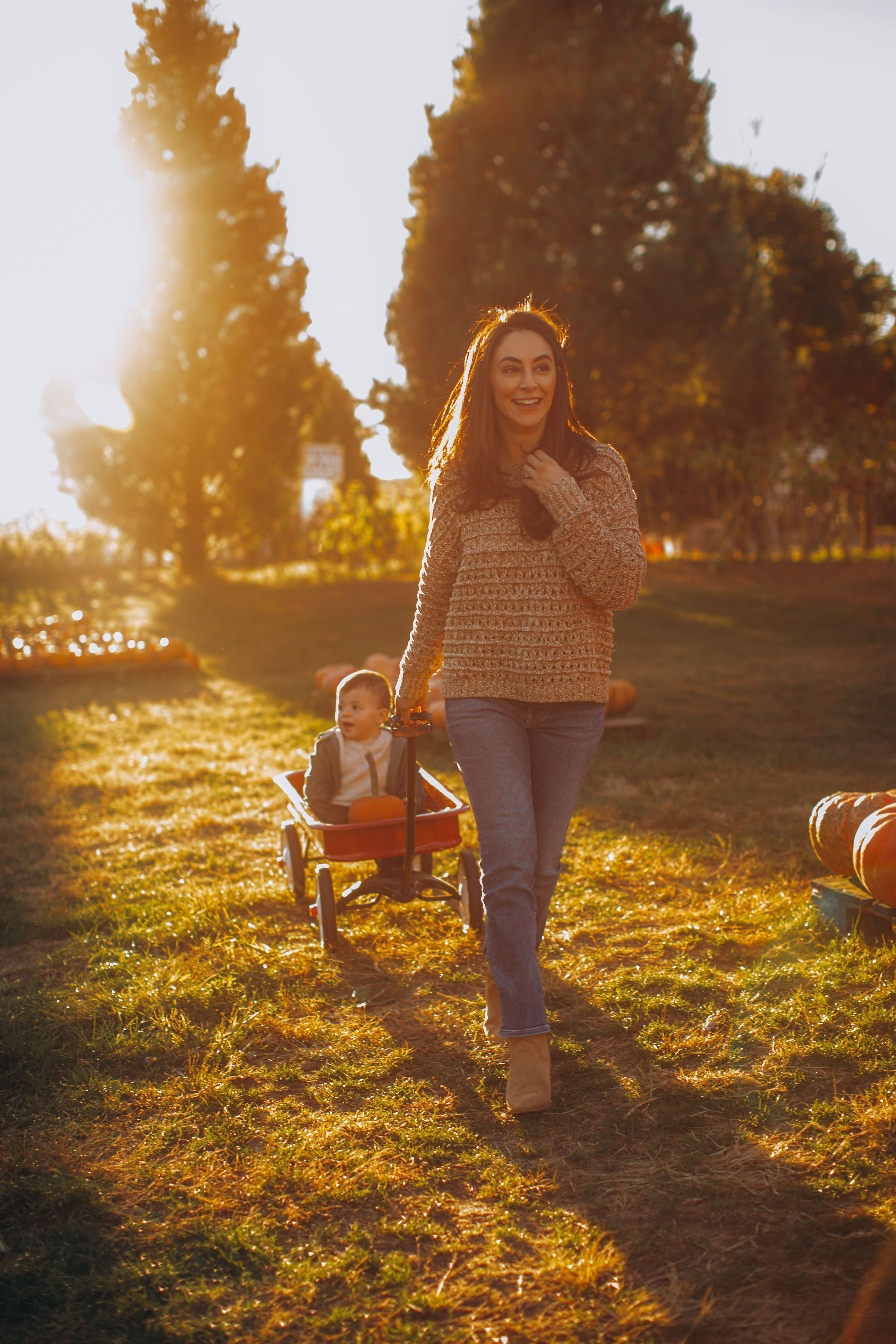 Victoria, Nick, Grayson and Noah at Harvest Moon Farm. Love Through Photo