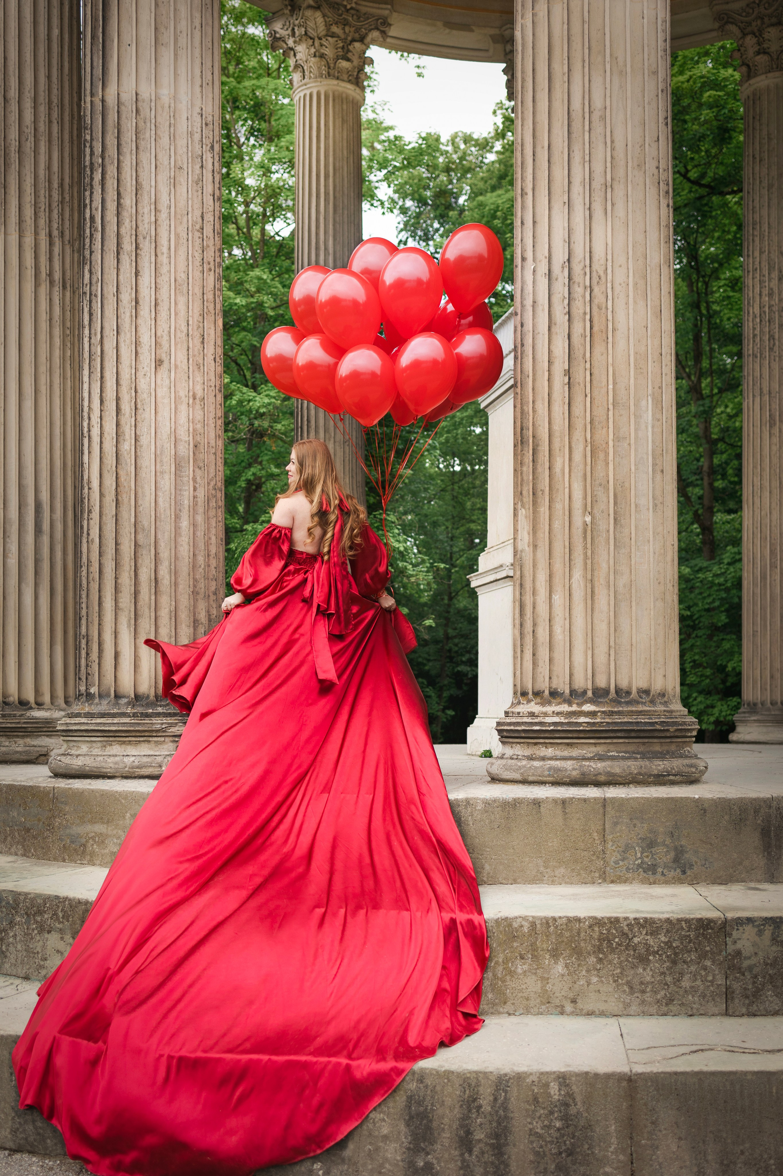 Long dresses shooting. Photographer in Munich