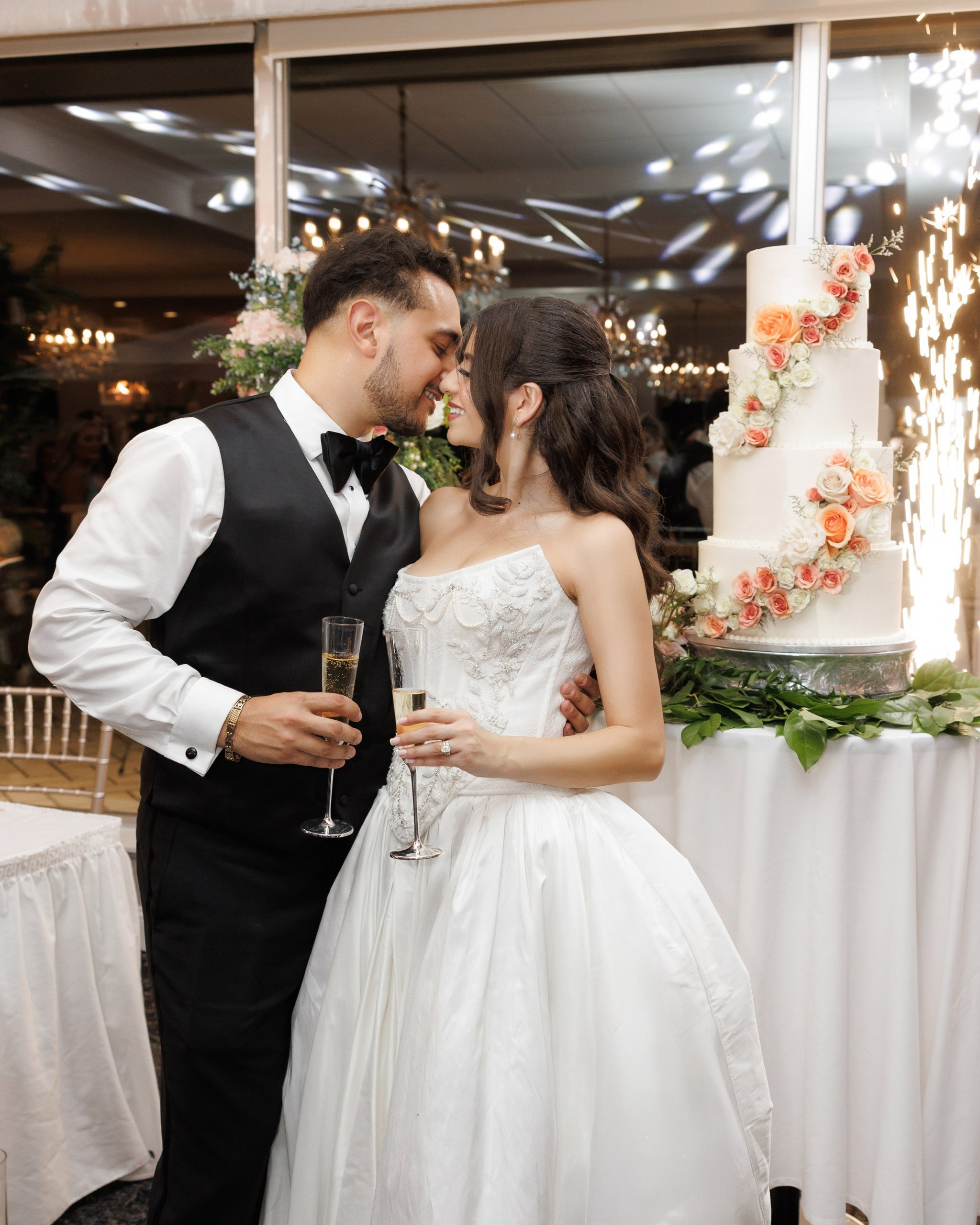 Jewel and Geovany. Wedding Photo & Video