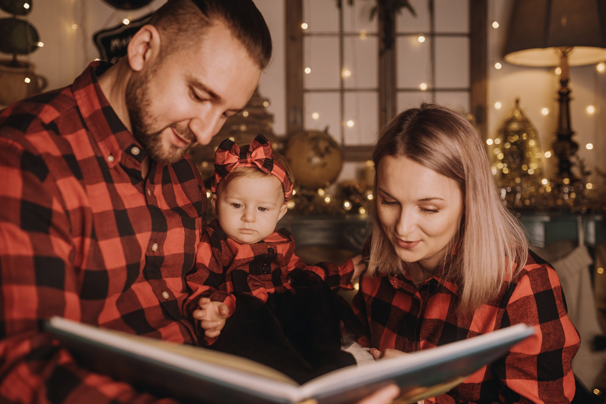 25.11.2023 Christmas Photoshoot 1. Wedding family event photographer in Chicago Nick Yushevich