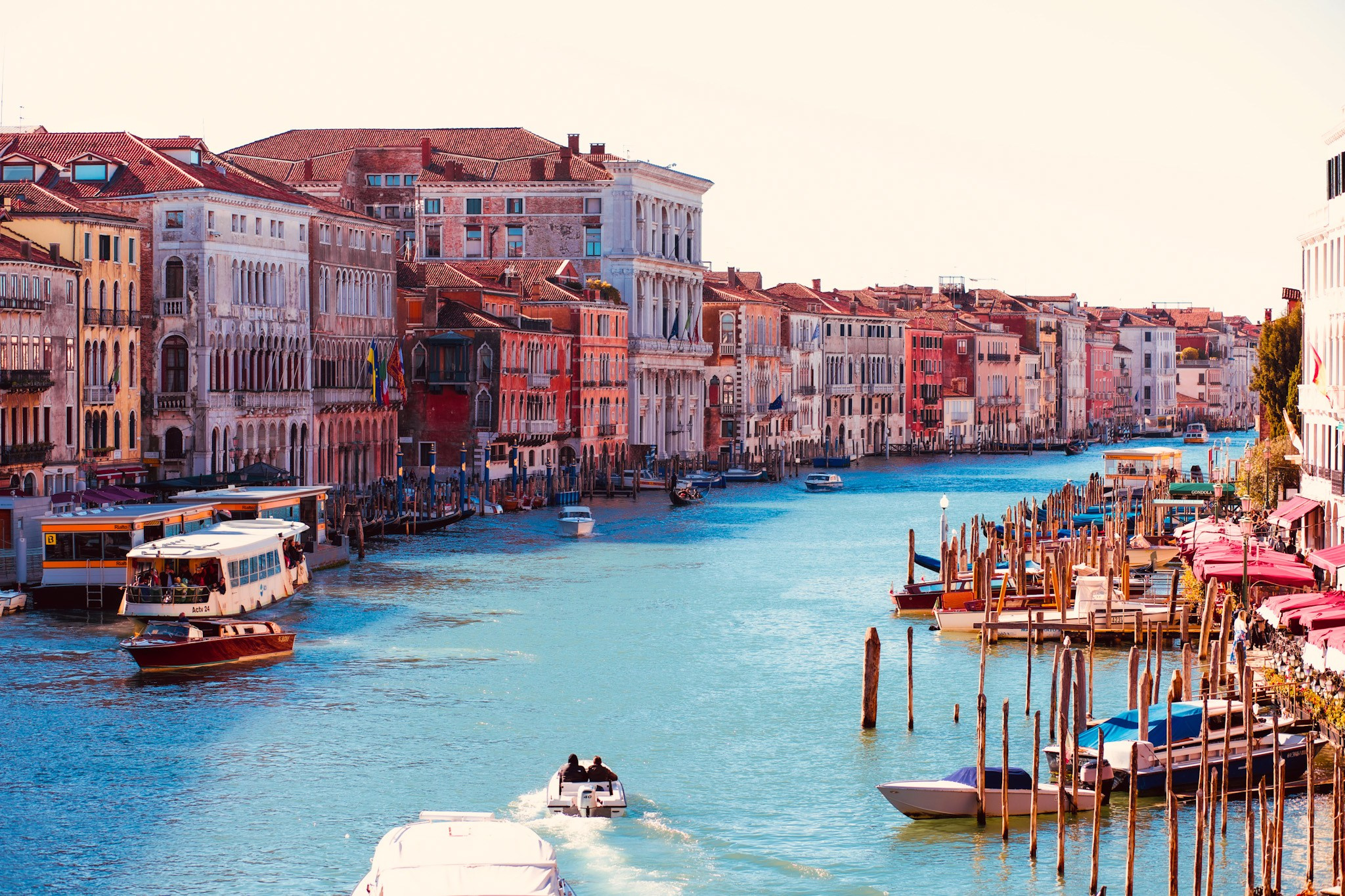 Travel. Lu’jain’s Studio| Female Wedding, Maternity & Lifestyle Photographer London, UK