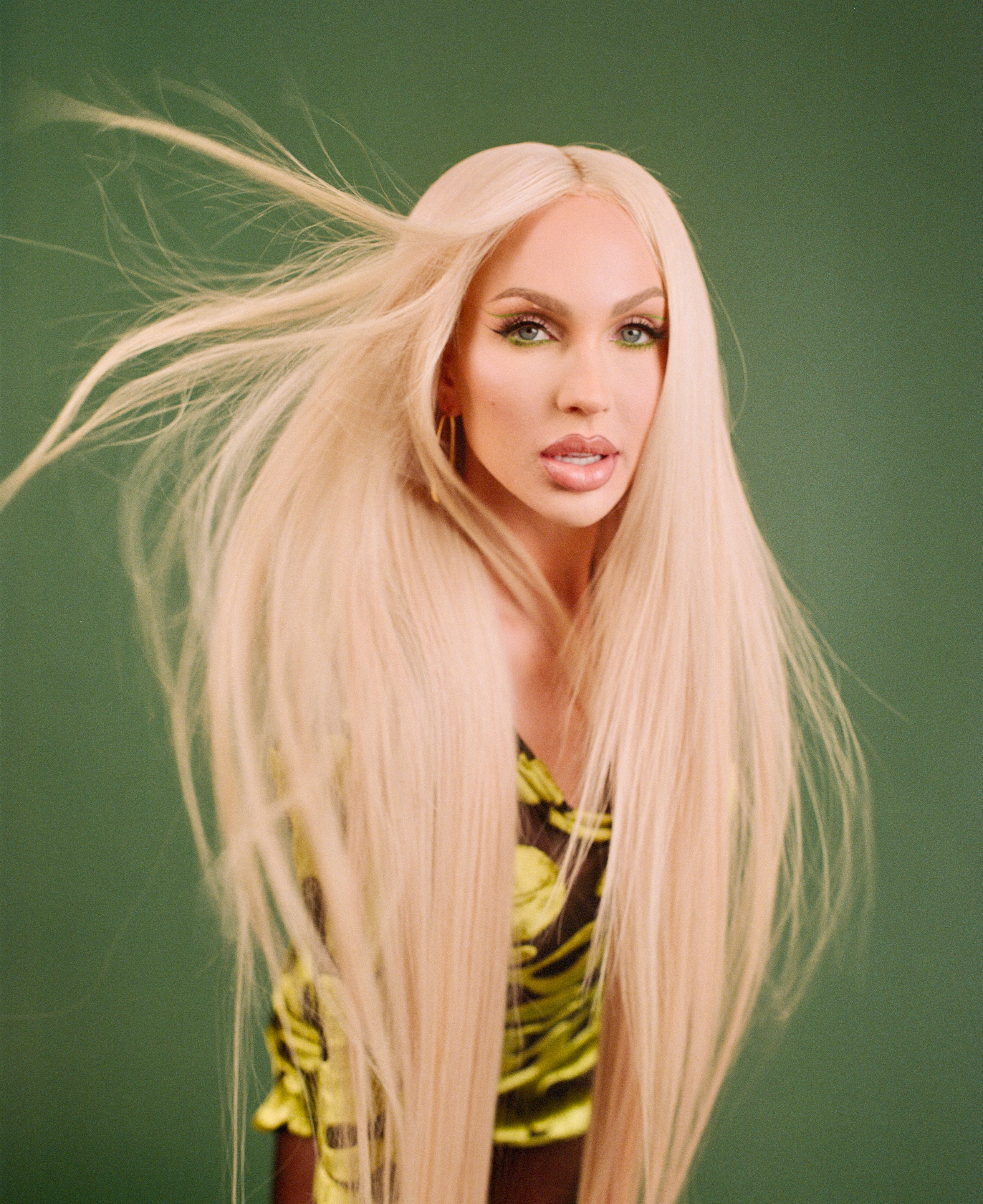 Portfolio. Jasper Soloff. Director & Photographer