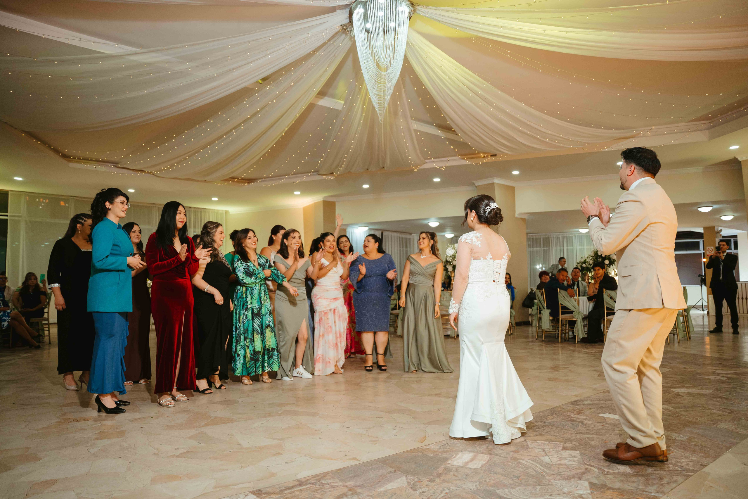Boda de Kelvin y Yari en Loja | Fotografía y Filmación por Piero Alvarez. Fotógrafo de bodas en Loja Ecuador | Piero Alvarez PH