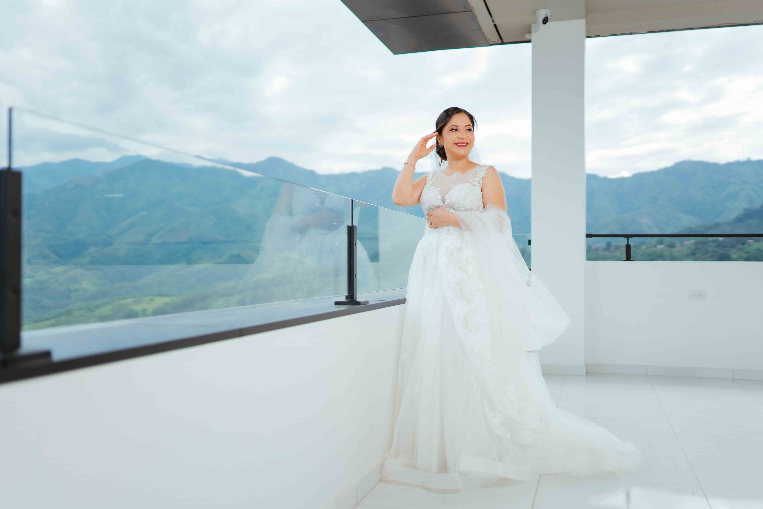 Jennifer y Vladimir. Fotógrafo de bodas en Loja Ecuador | Piero Alvarez PH