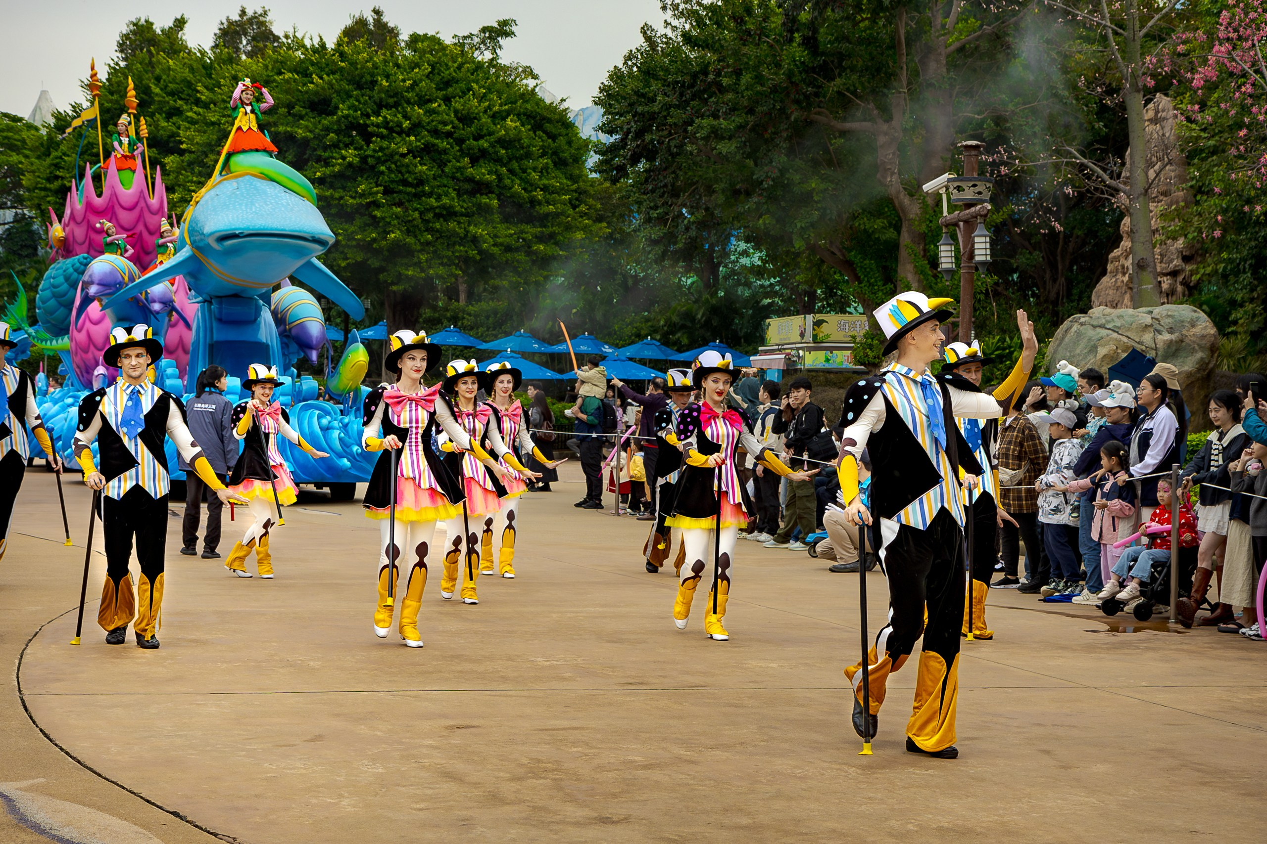 Дневной парад новогодняя версия