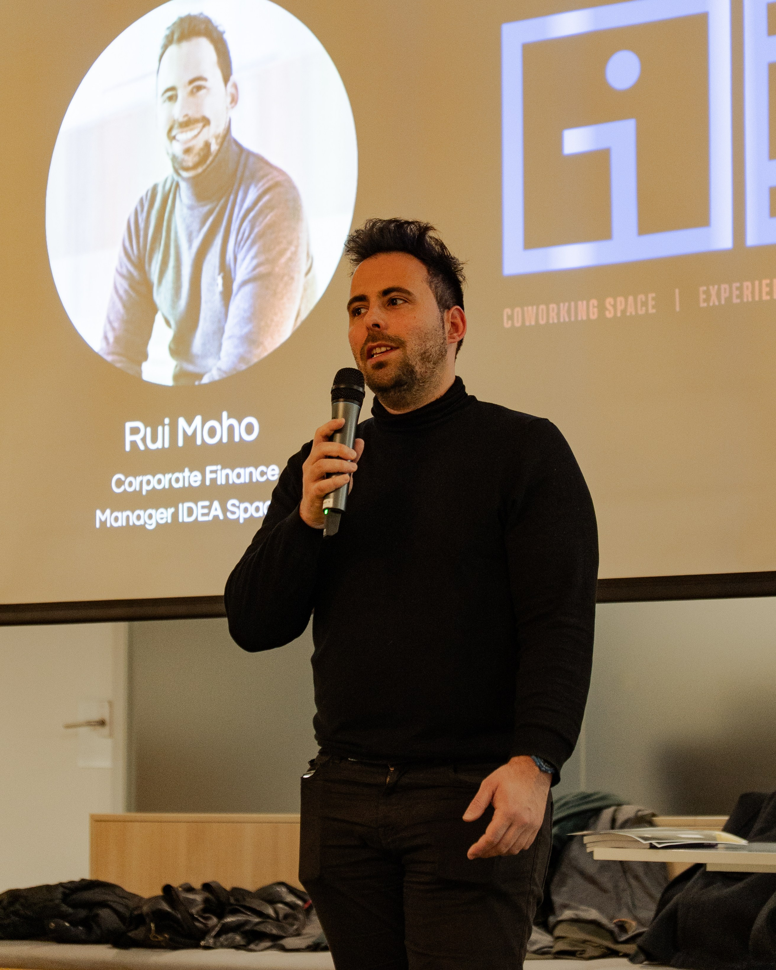 Idea Space: Pitch Day. Lisbon Event Photographer