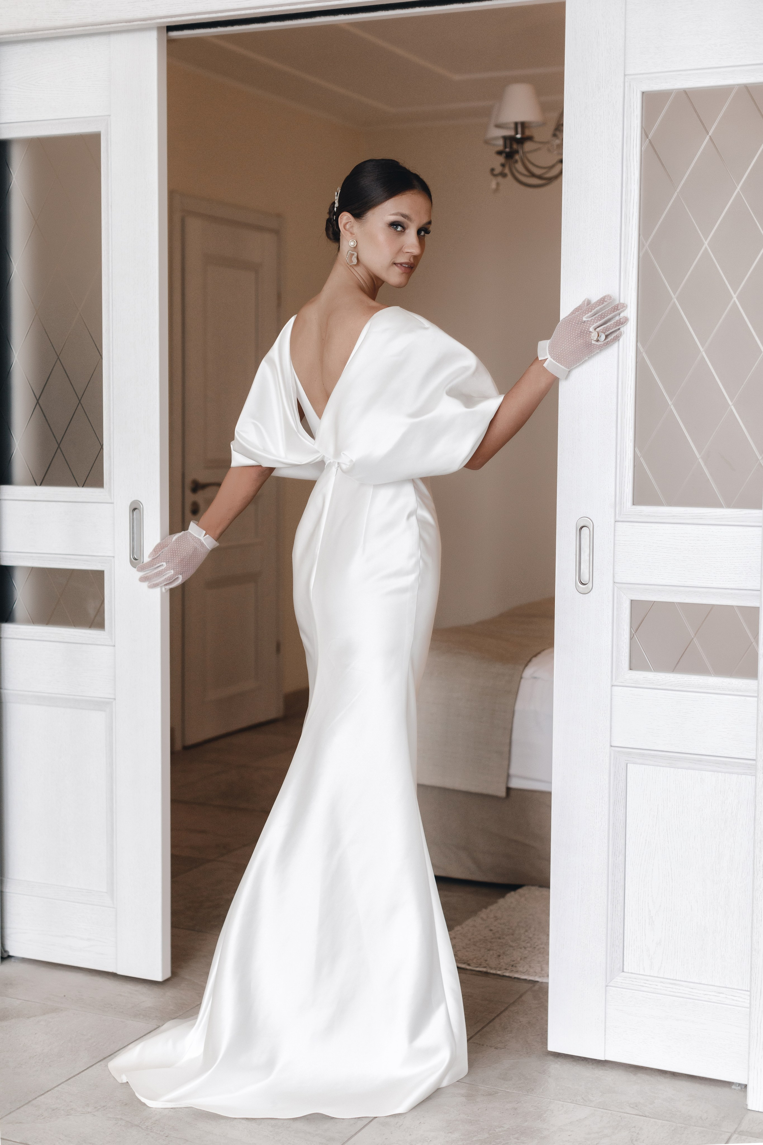 Bride’s morning photoshoot by Alice Bell. Alice Bell — Wedding photographer in New York