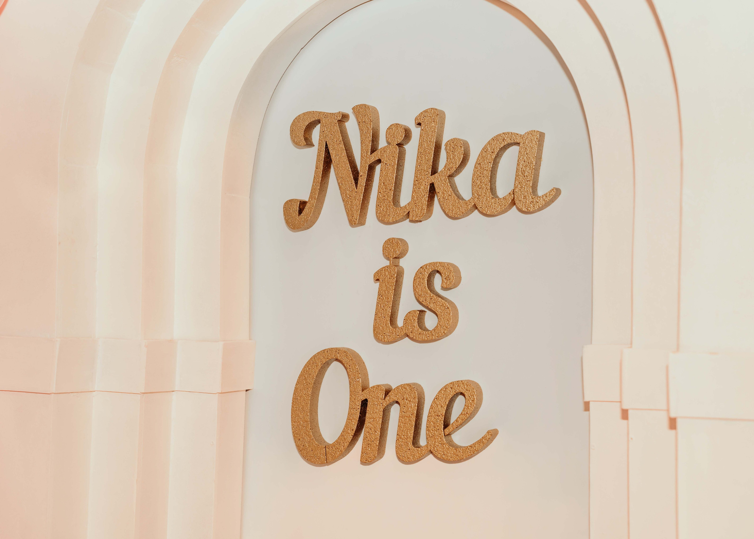 FOTOGRAFISANJE ROĐENDANA. DEČIJI FOTOGRAF BEOGRAD|NOVOGODISNJE FOTOGRAFISANJE|CAKE SMASH