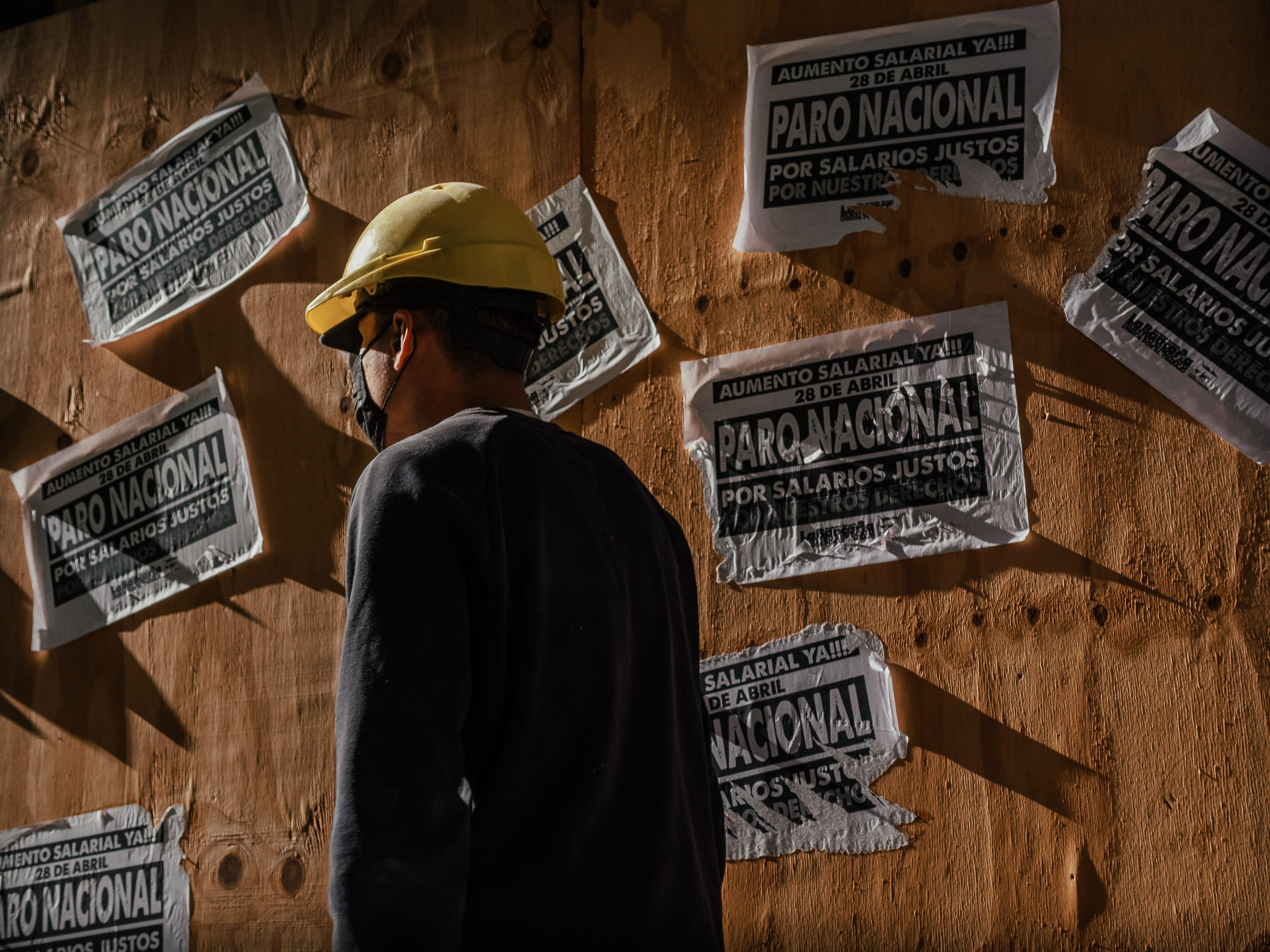 Downtown Buenos Aires, Argentina. Federico Borobio, street and documentary photography.