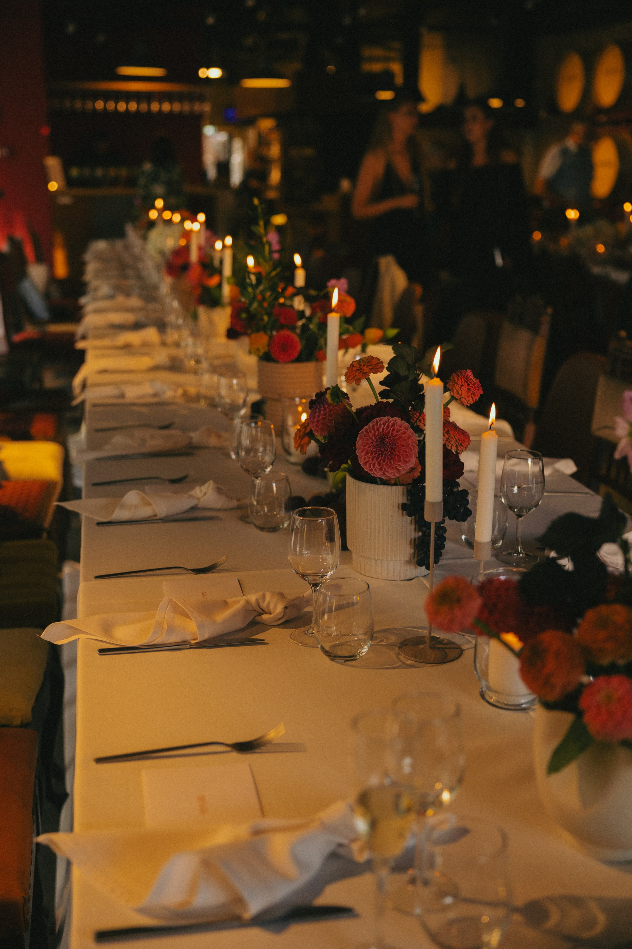 Miglė ir Mindaugas | 2024 | MIESTO VESTUVĖS. Vestuvių ir šeimų fotografė Lena Bondarenko / belove photo