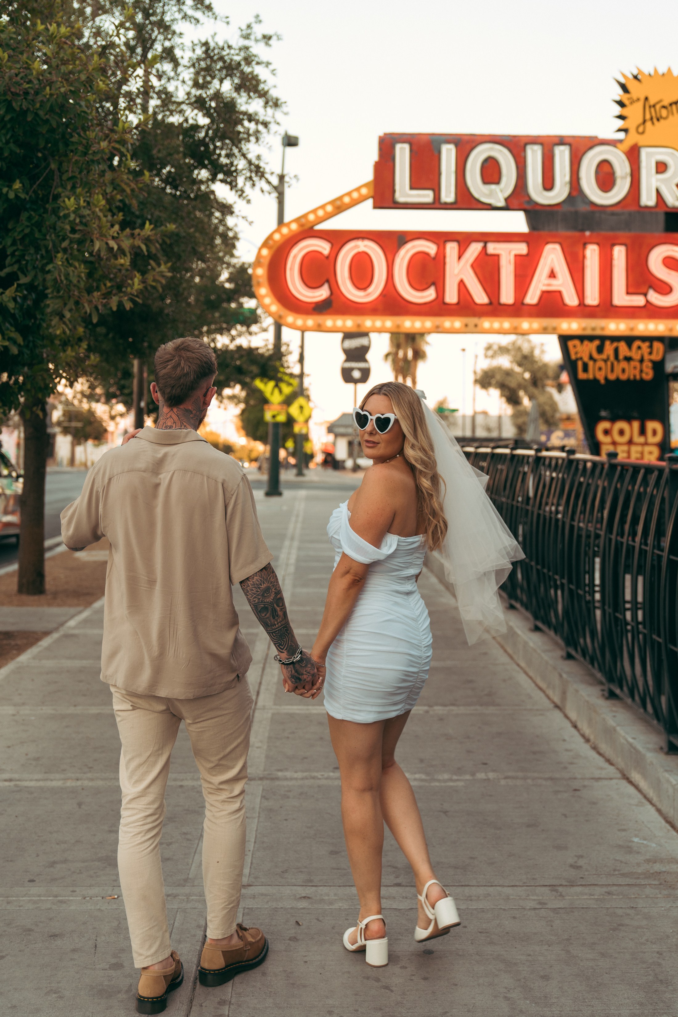 Nia& Joe. Wedding & elopement photographer Viktoriya Kravtsov. Las Vegas