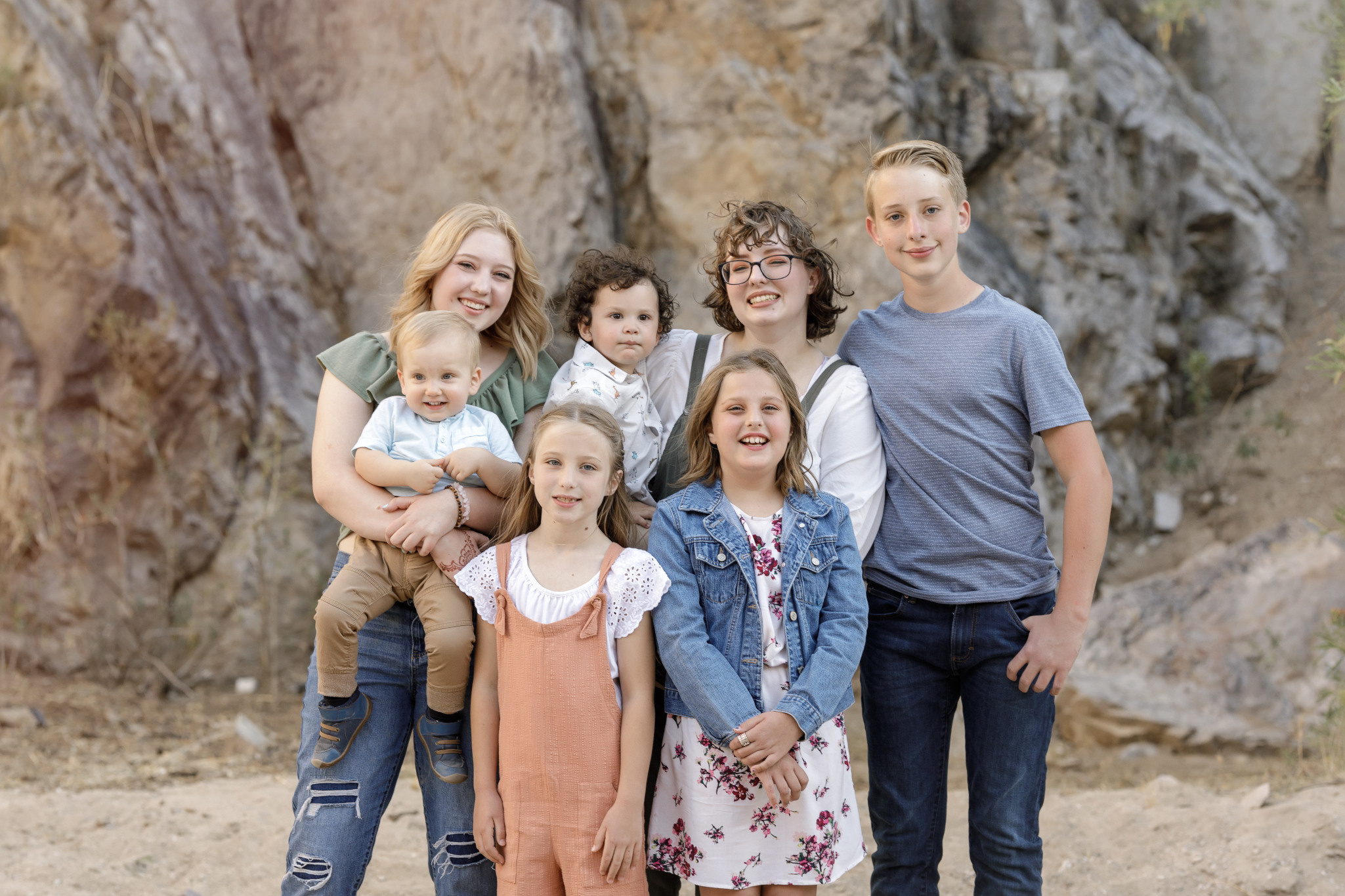 Big family. Anastasia Post: Wedding and Editorial Photography