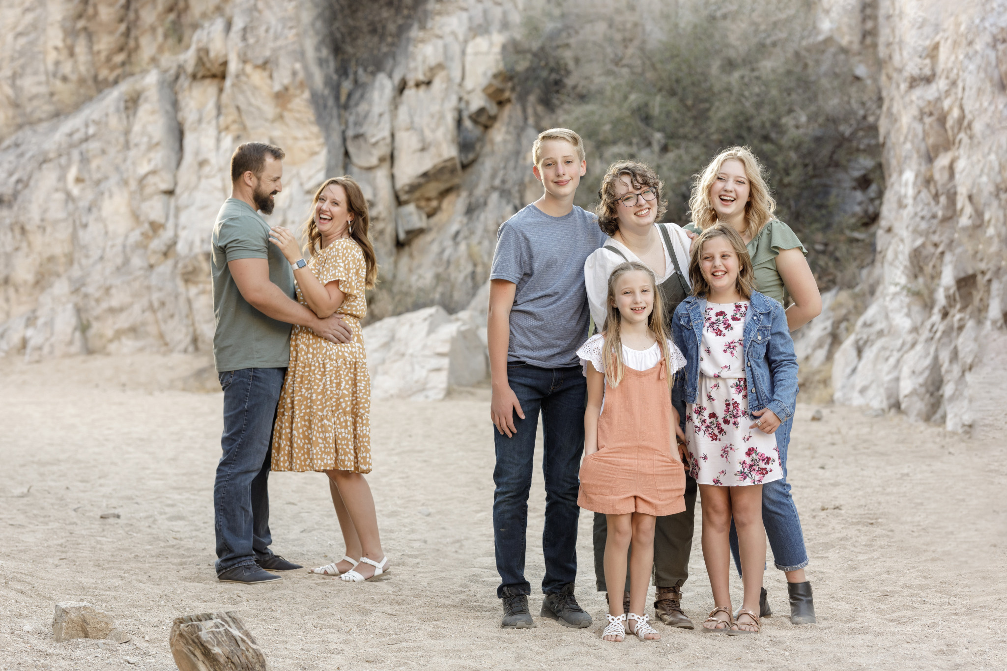 Big family. Anastasia Post: Wedding and Editorial Photography