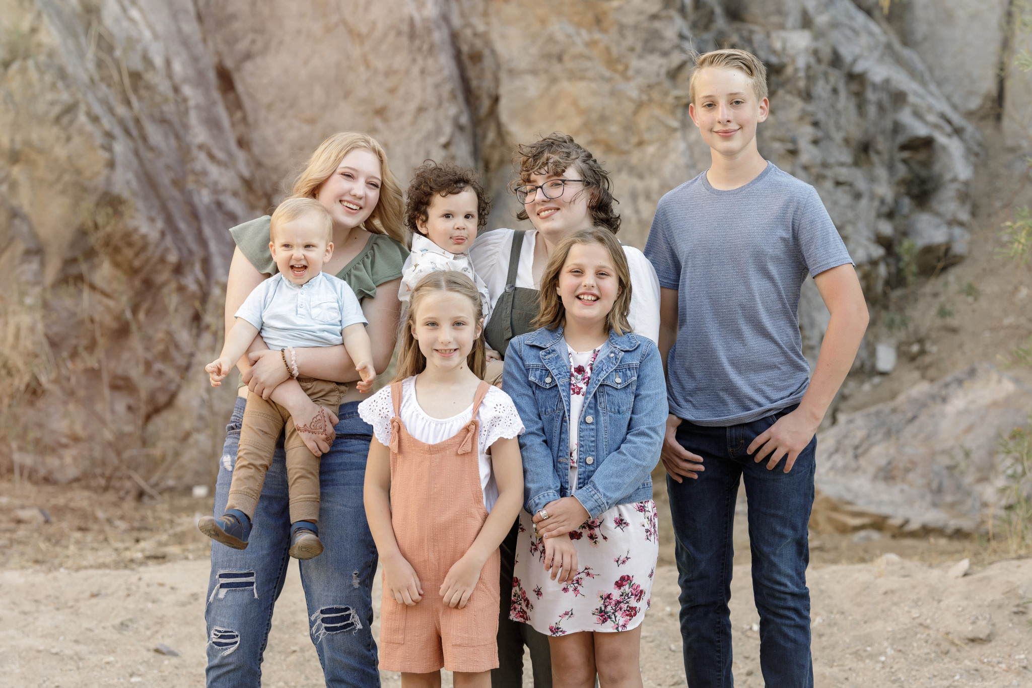 Big family. Anastasia Post: Wedding and Editorial Photography